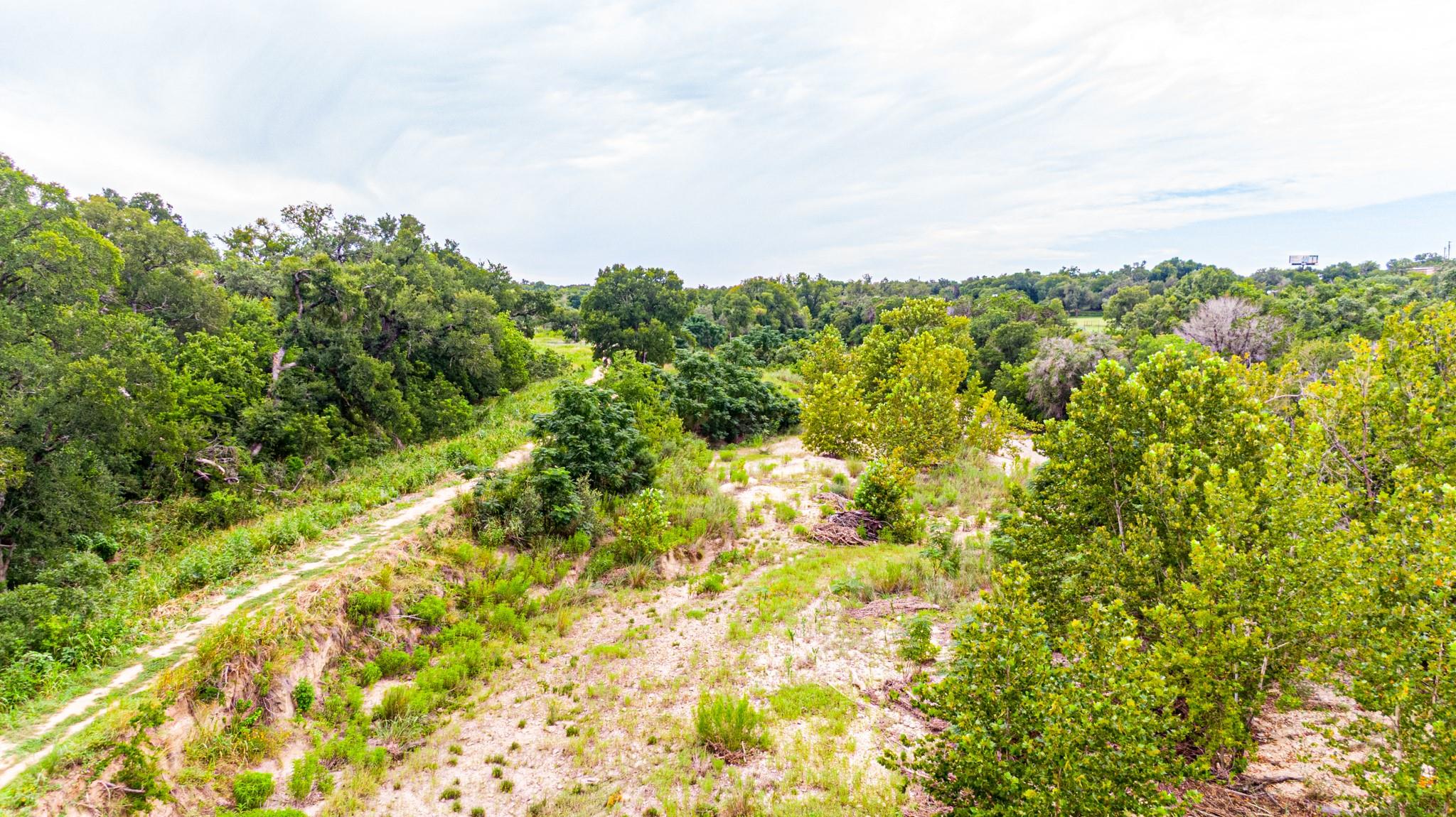 440 Onion Creek Ln, Driftwood, TX 78619