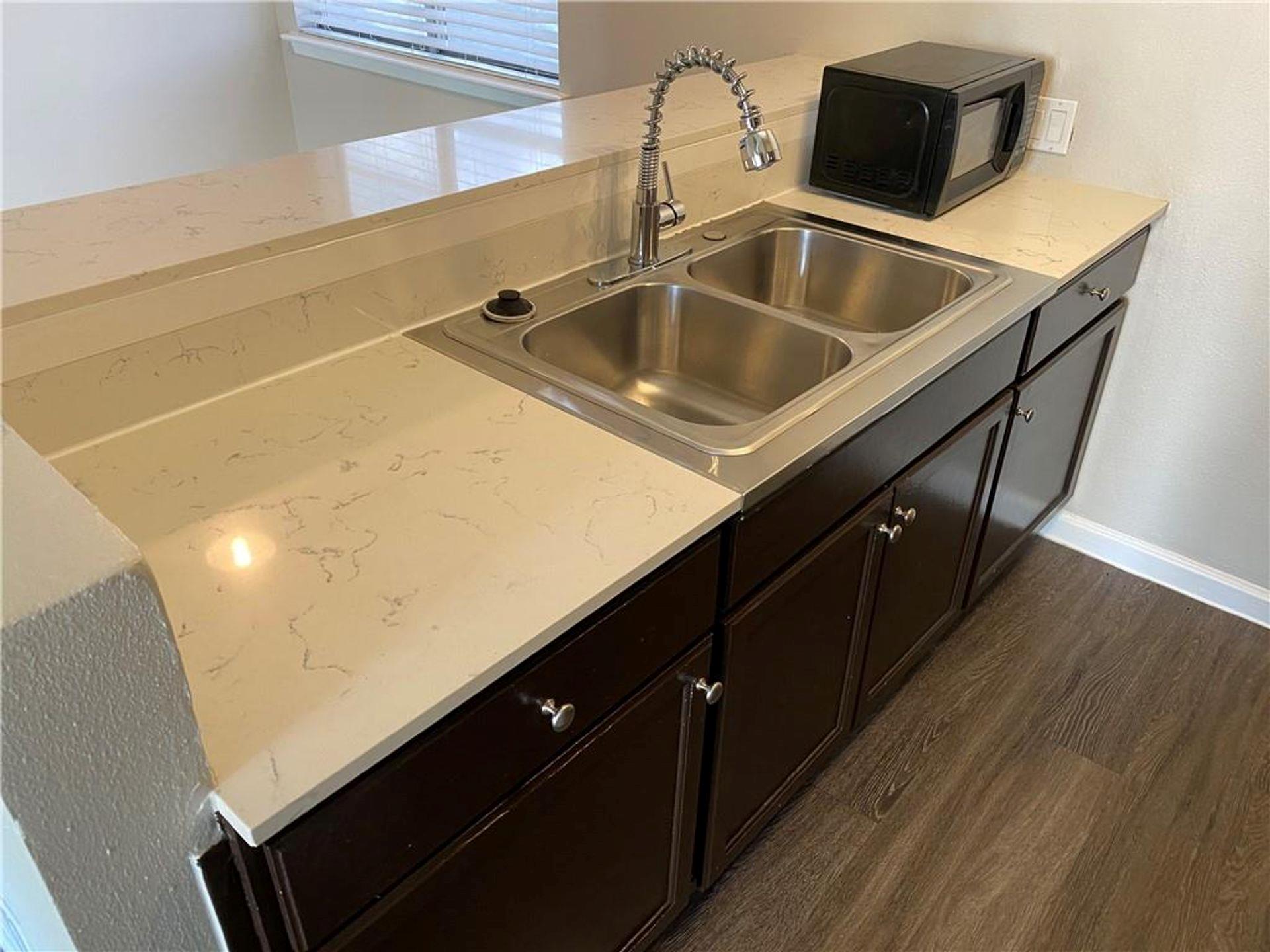 4314 Gillis St # 207, Austin, TX 78745