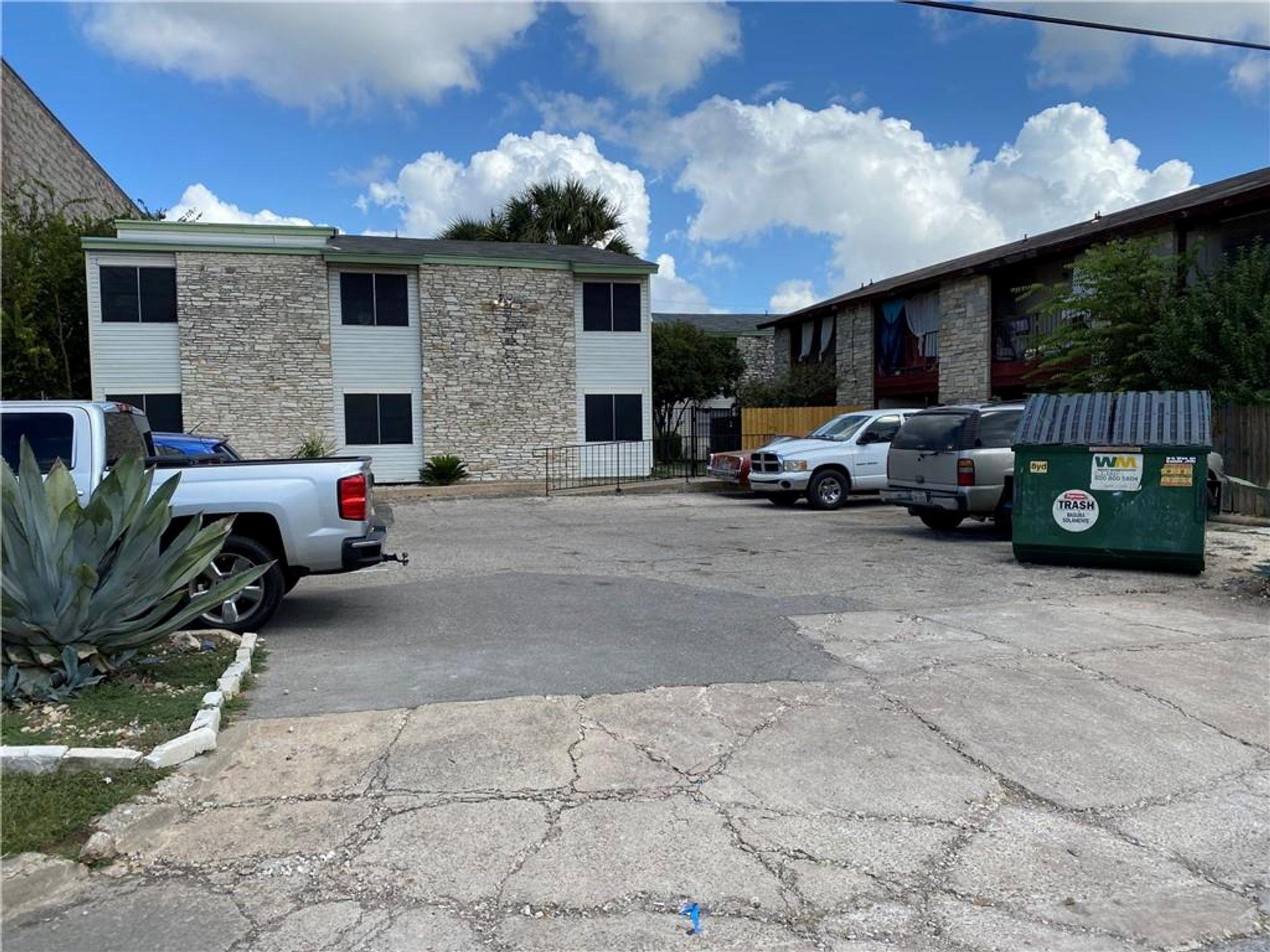 4314 Gillis St # 207, Austin, TX 78745