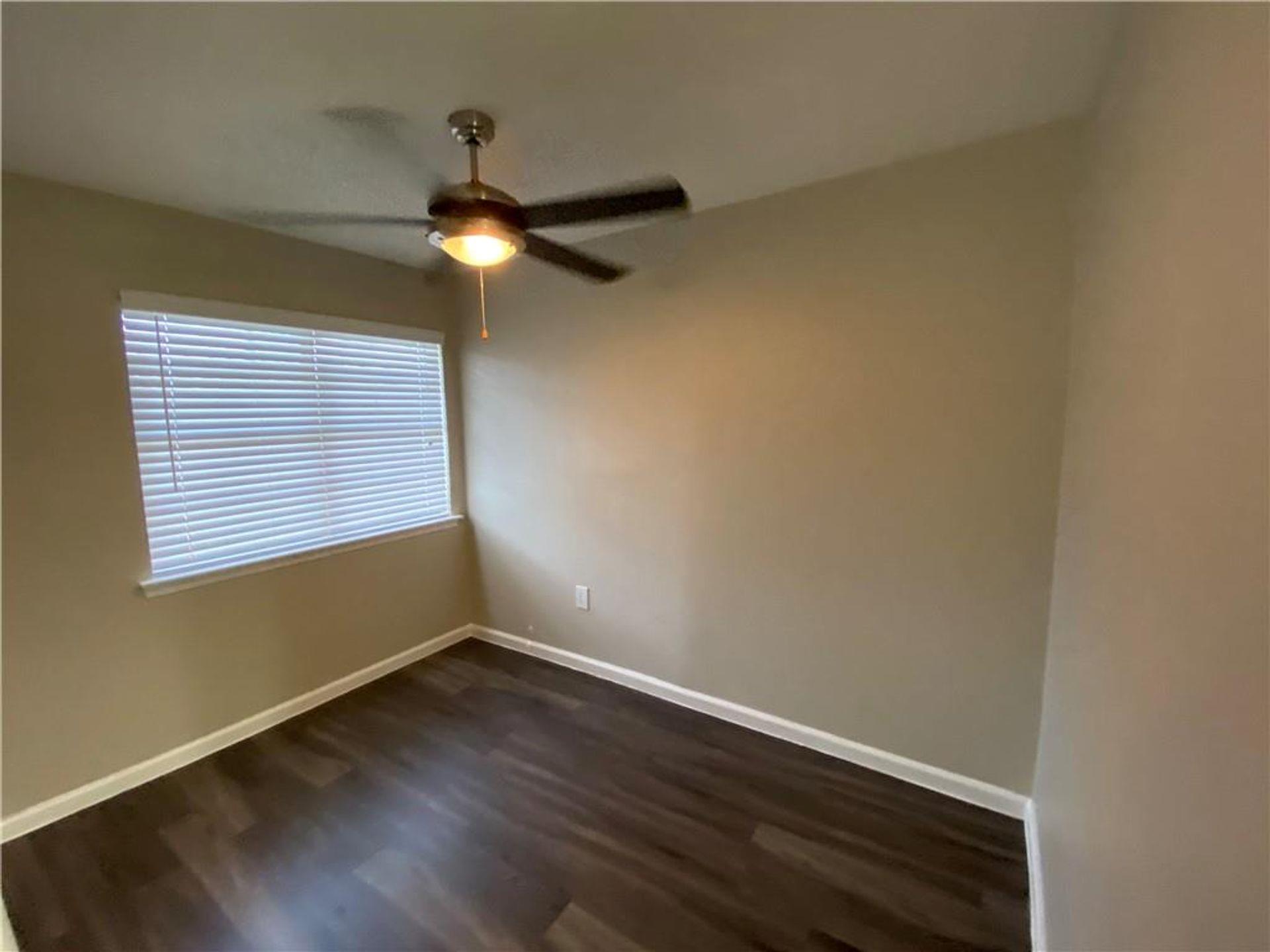 4314 Gillis St # 207, Austin, TX 78745