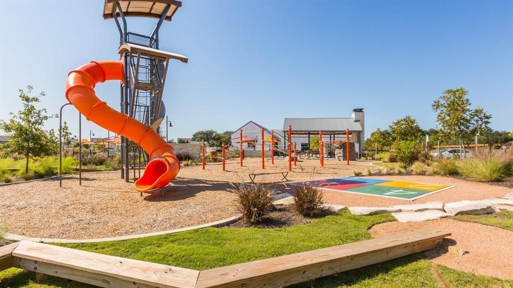 137 White Sage Ln, Liberty Hill, TX 78642