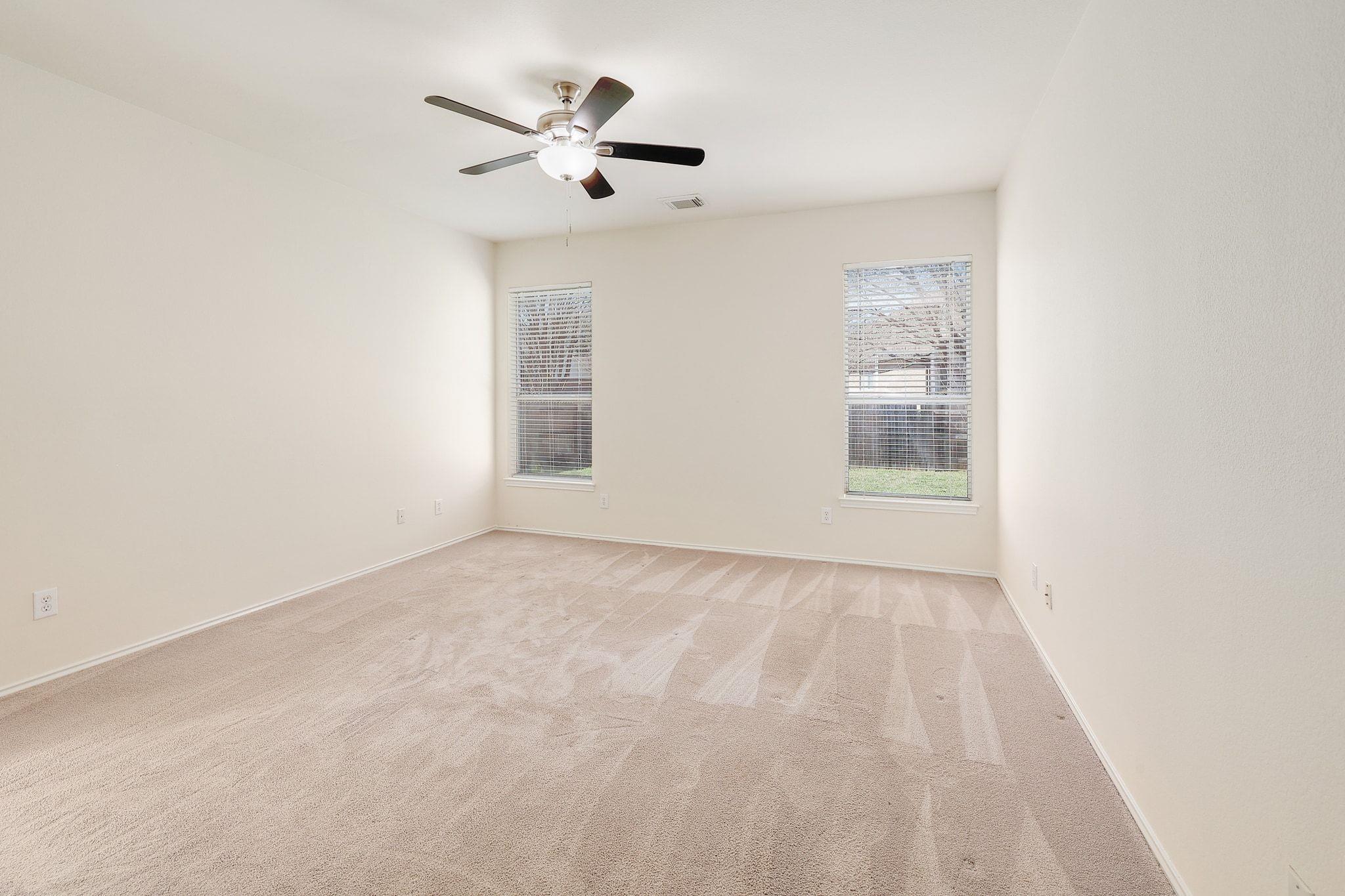 2307 Hayfield Sq, Pflugerville, TX 78660