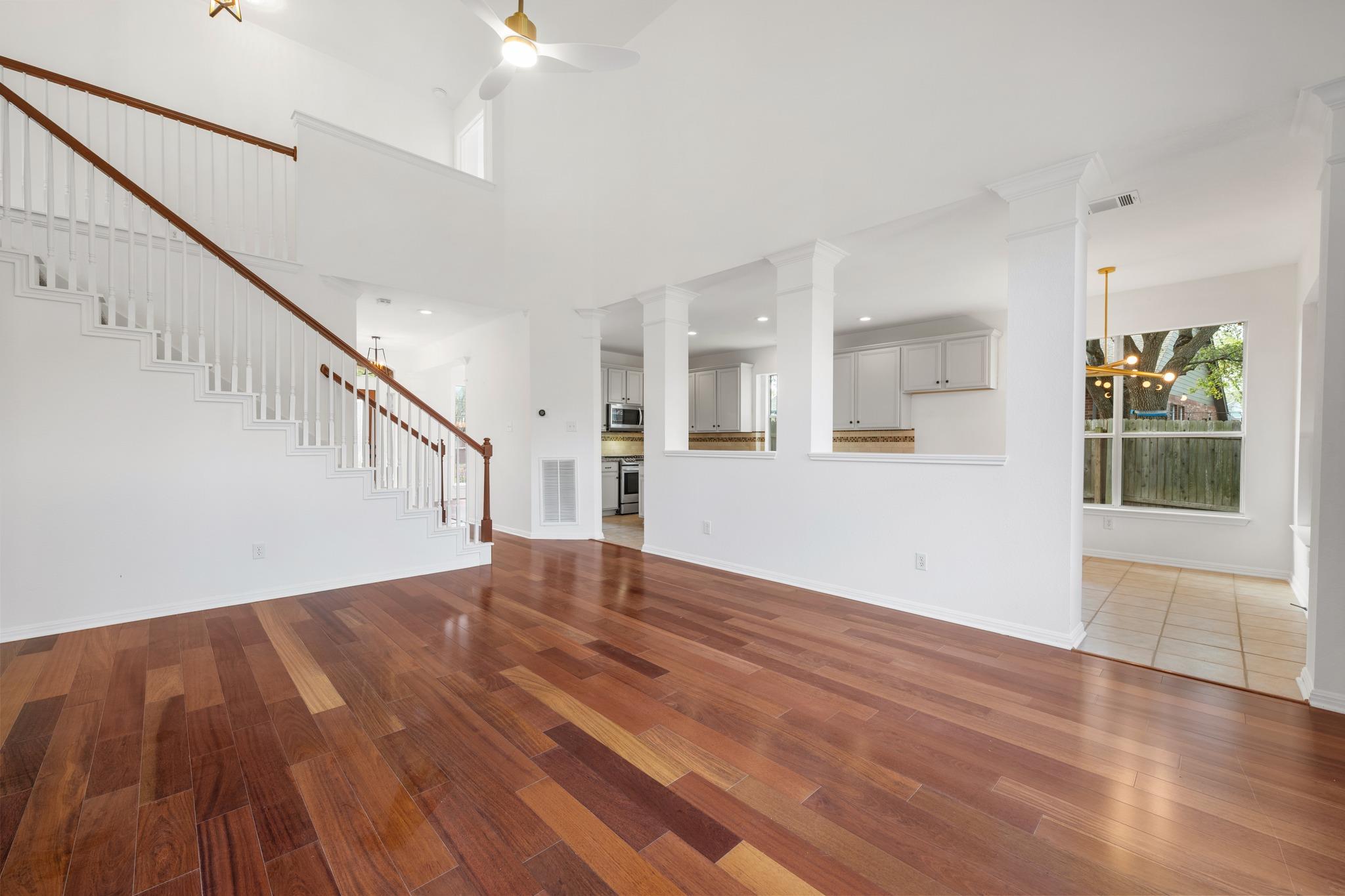 6312 Mesa Grande Dr, Austin, TX 78749