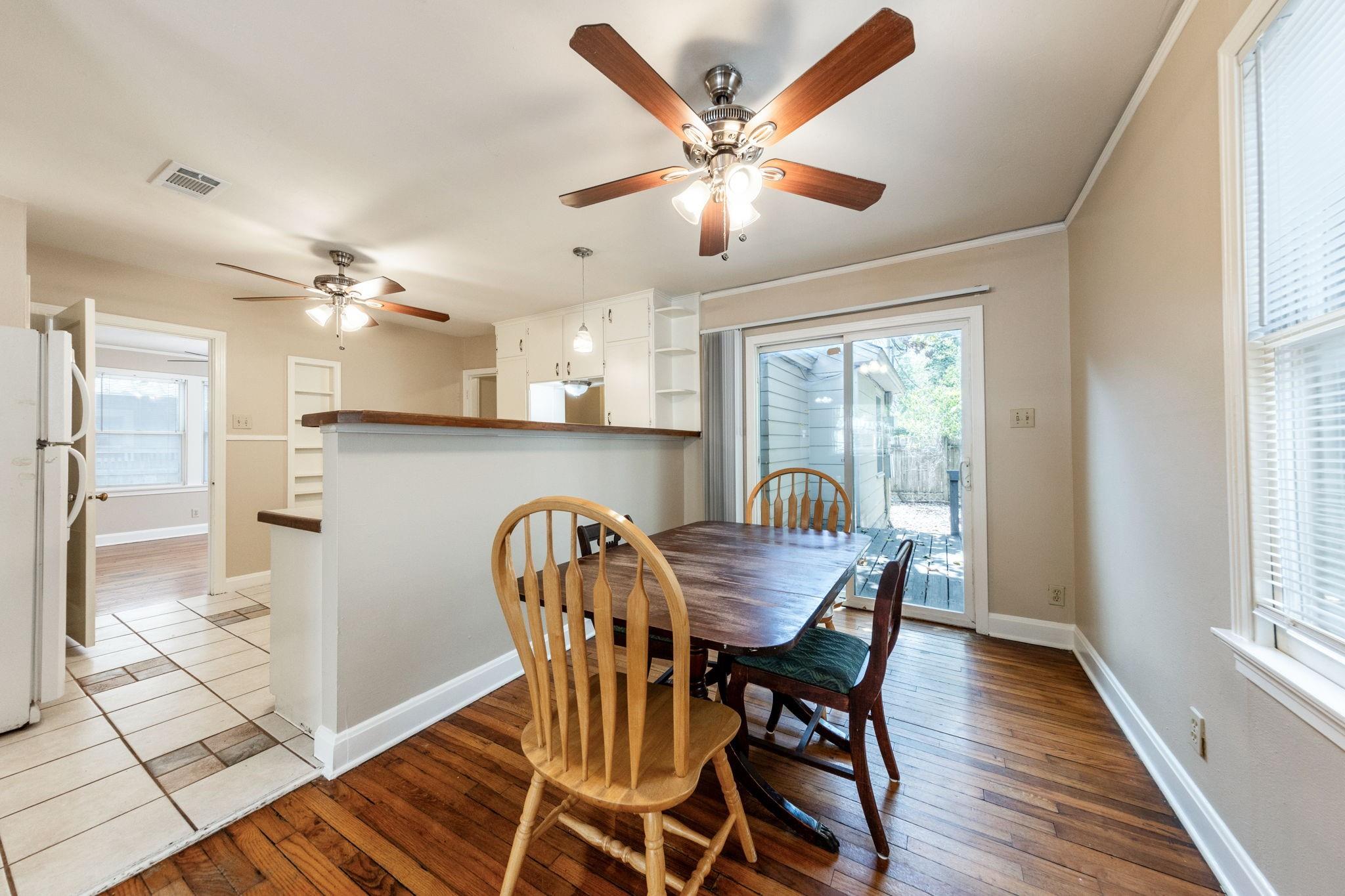 909 E 38th St # A, Austin, TX 78705