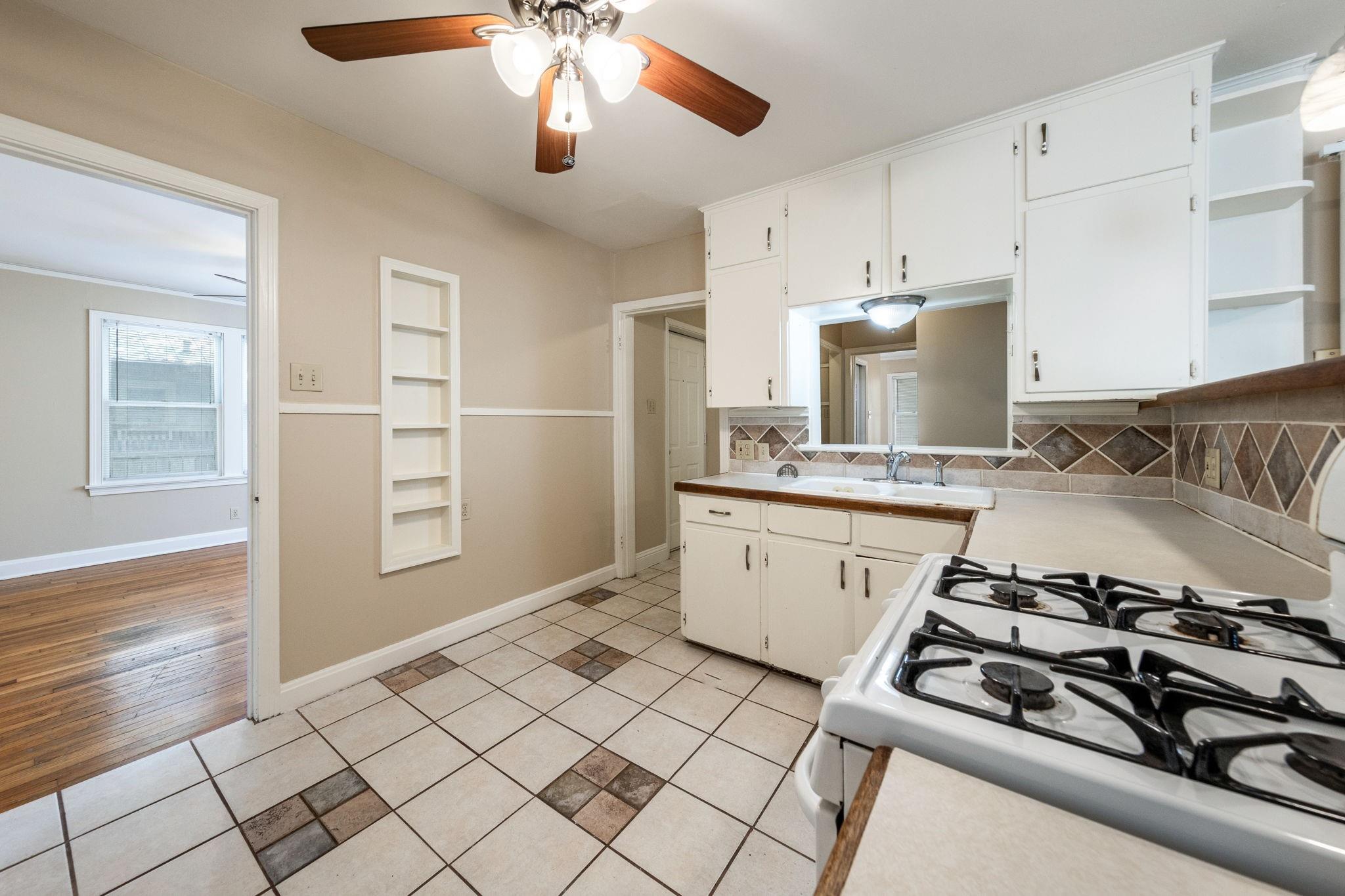 909 E 38th St # A, Austin, TX 78705