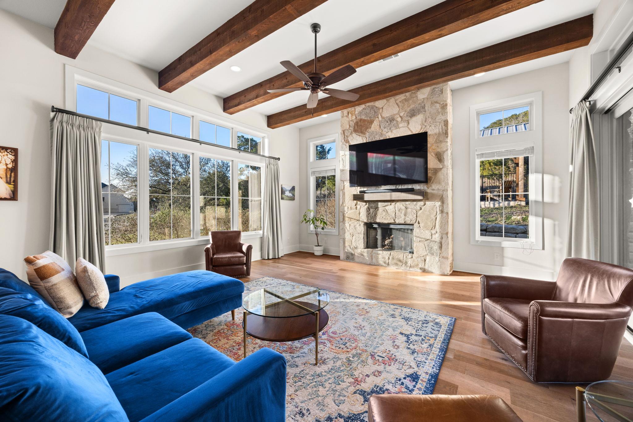 7809 Brandy Way, Volente, TX 78641