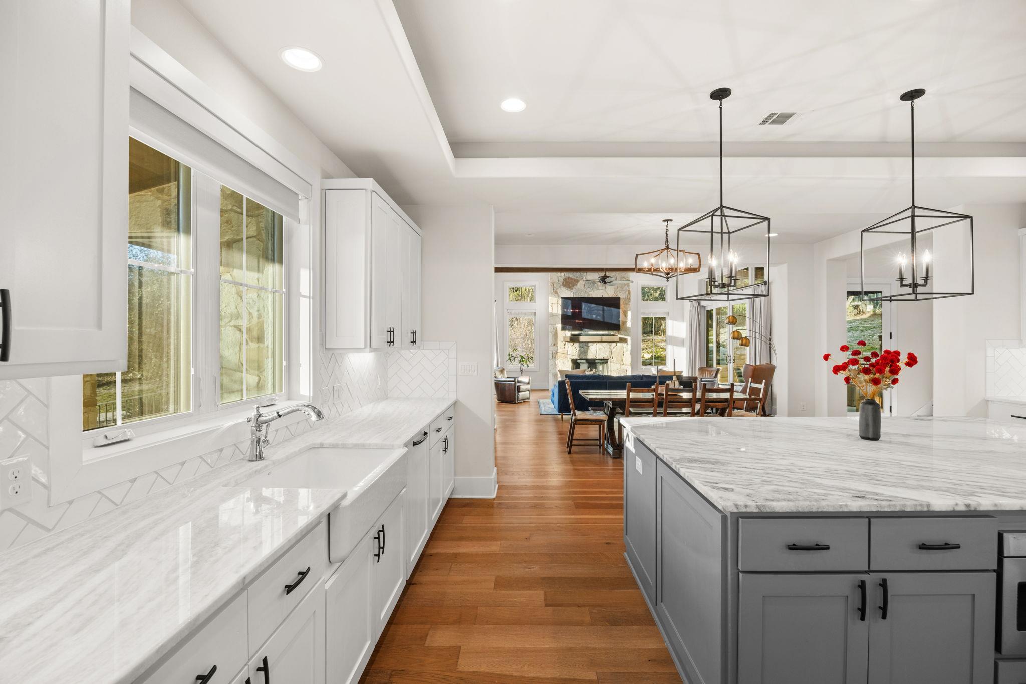 7809 Brandy Way, Volente, TX 78641