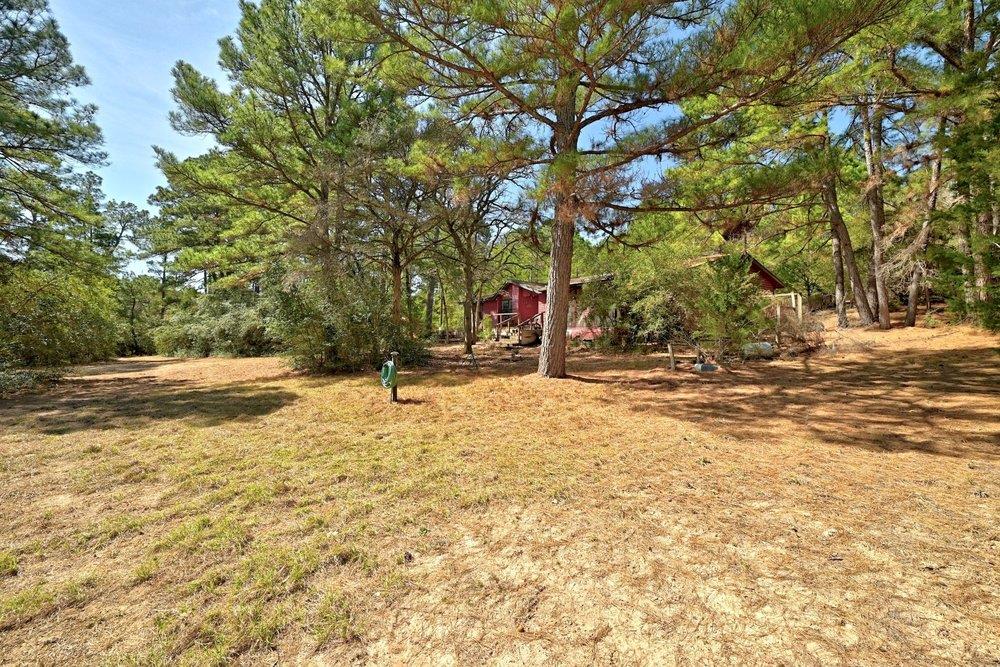 500 Pine Valley Loop, Smithville, TX 78957
