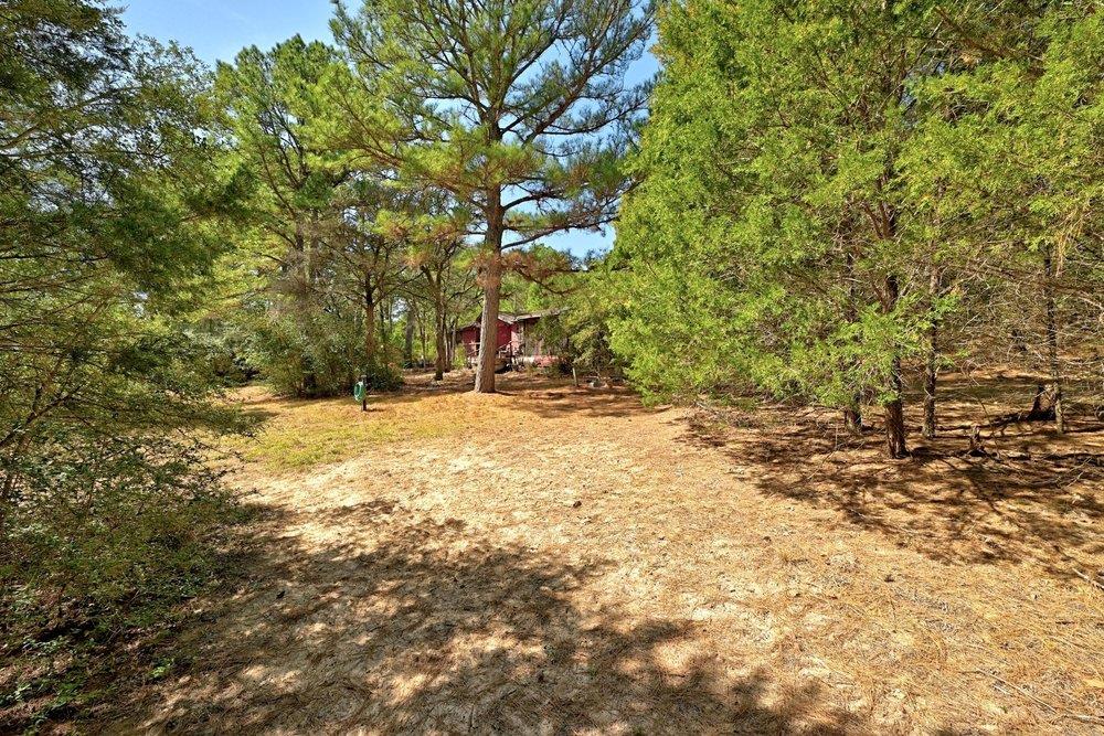500 Pine Valley Loop, Smithville, TX 78957