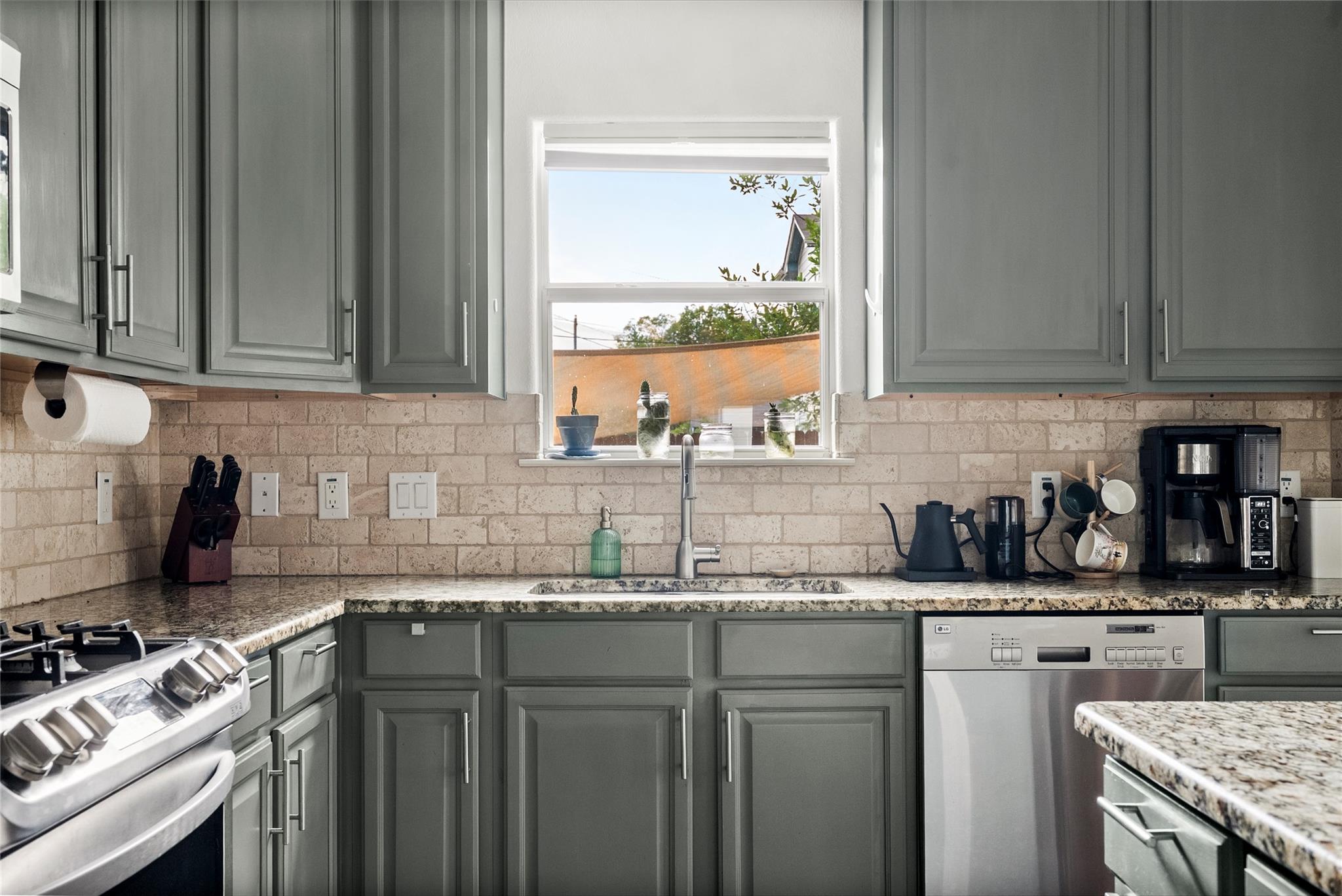 1600 Maple Ave # 1, Austin, TX 78702