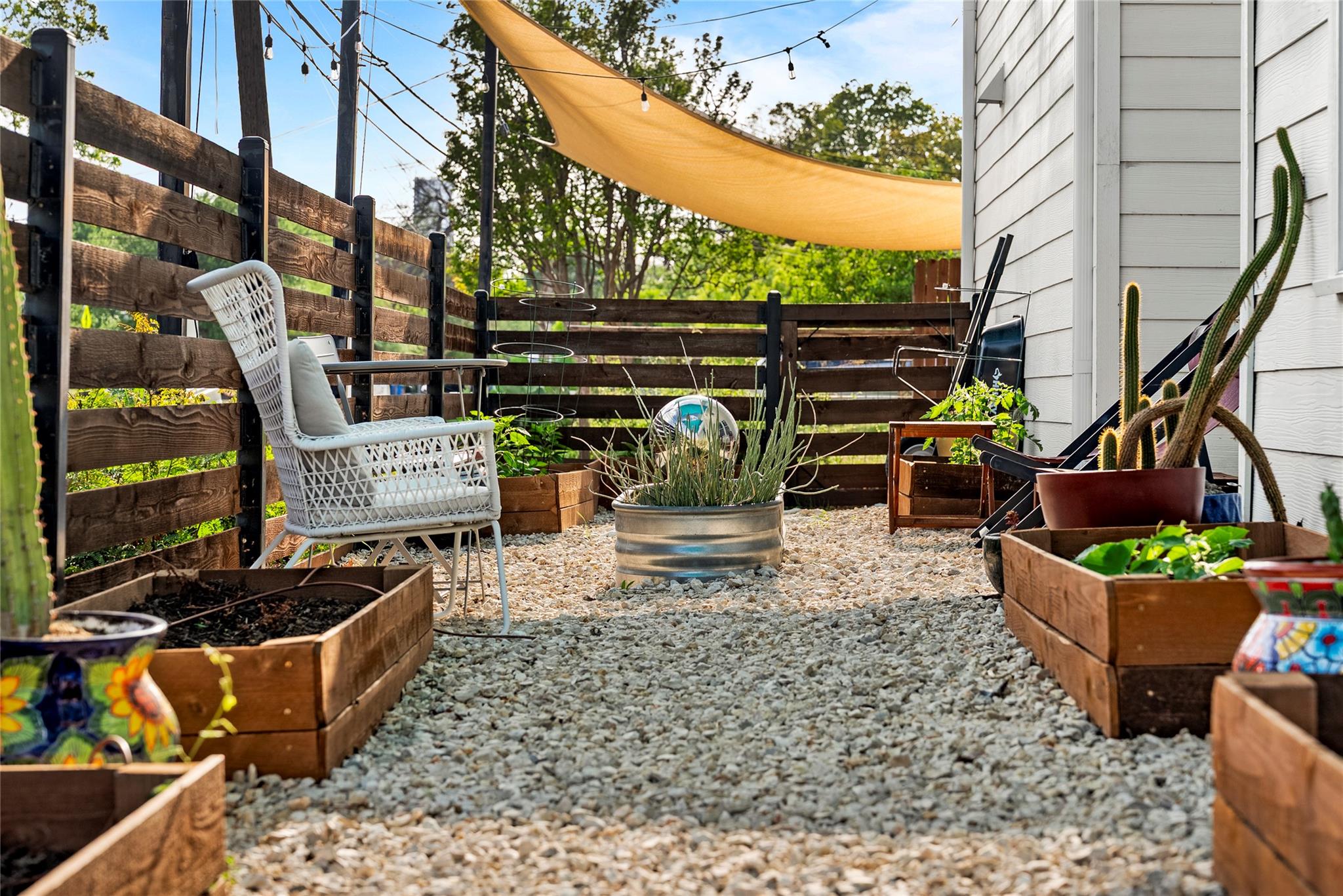 1600 Maple Ave # 1, Austin, TX 78702