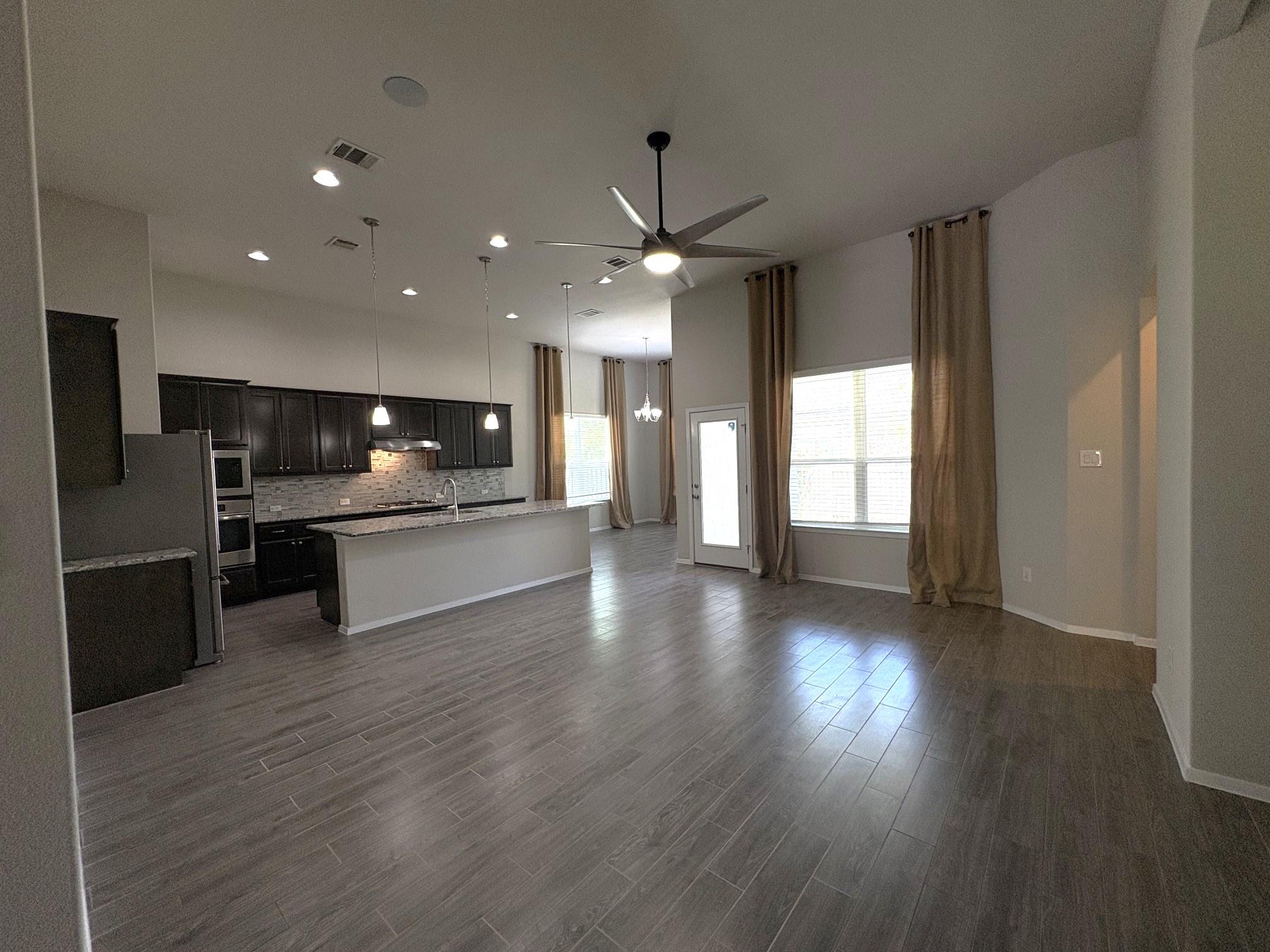 13701 Ronald Reagan Blvd # 32, Cedar Park, TX 78613