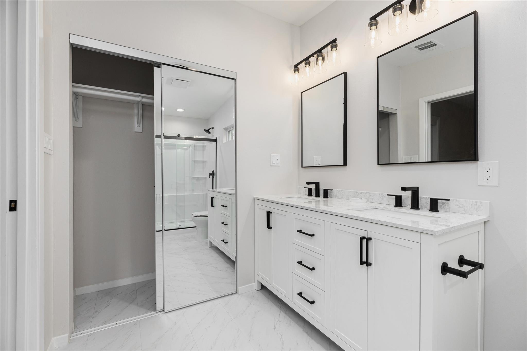 7611 Oak Hedge Pl, Austin, TX 78745