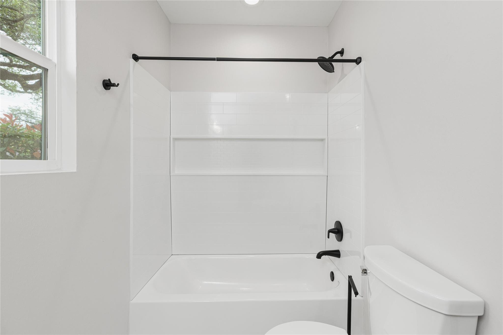 7611 Oak Hedge Pl, Austin, TX 78745