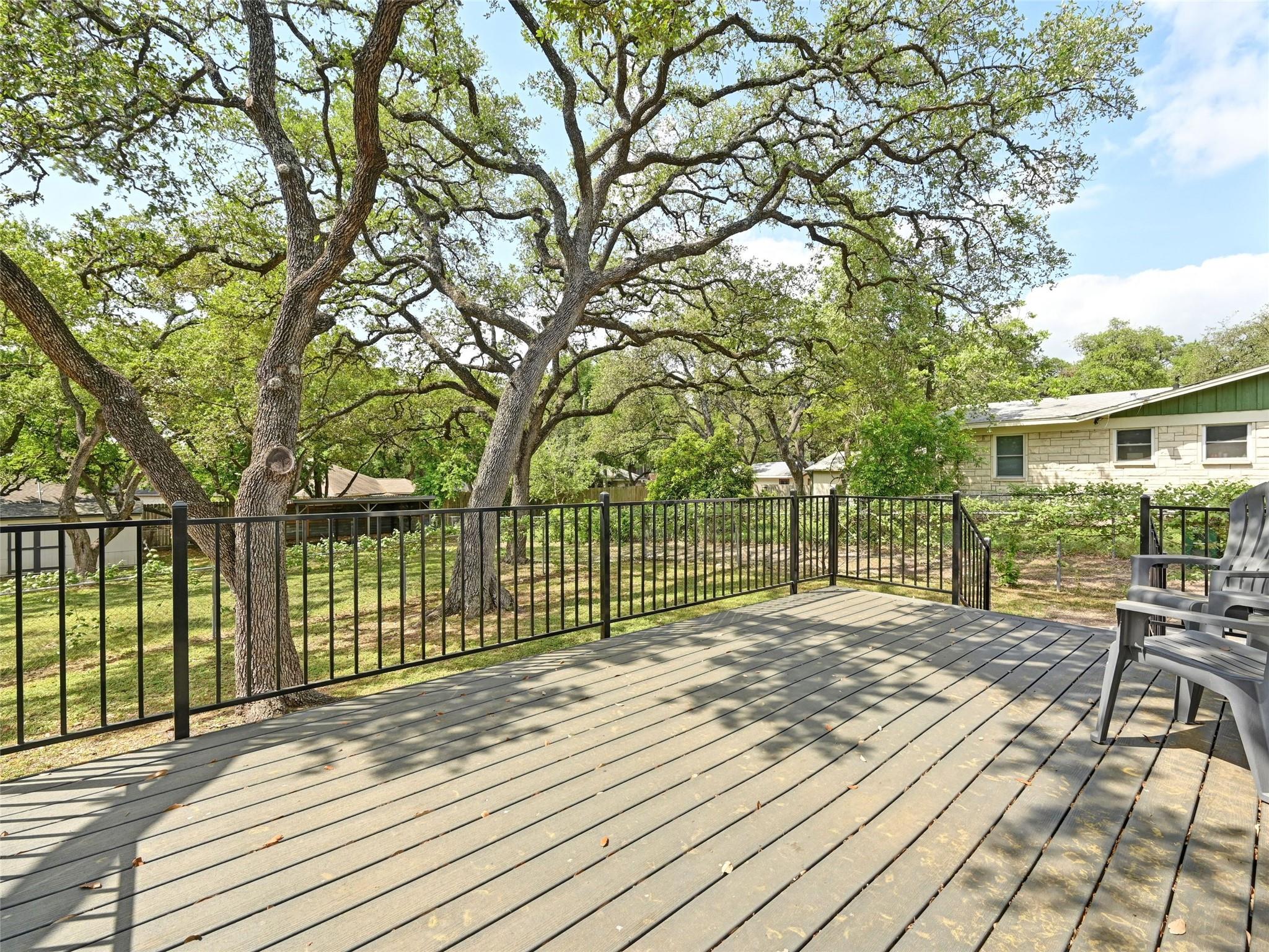 7611 Oak Hedge Pl, Austin, TX 78745