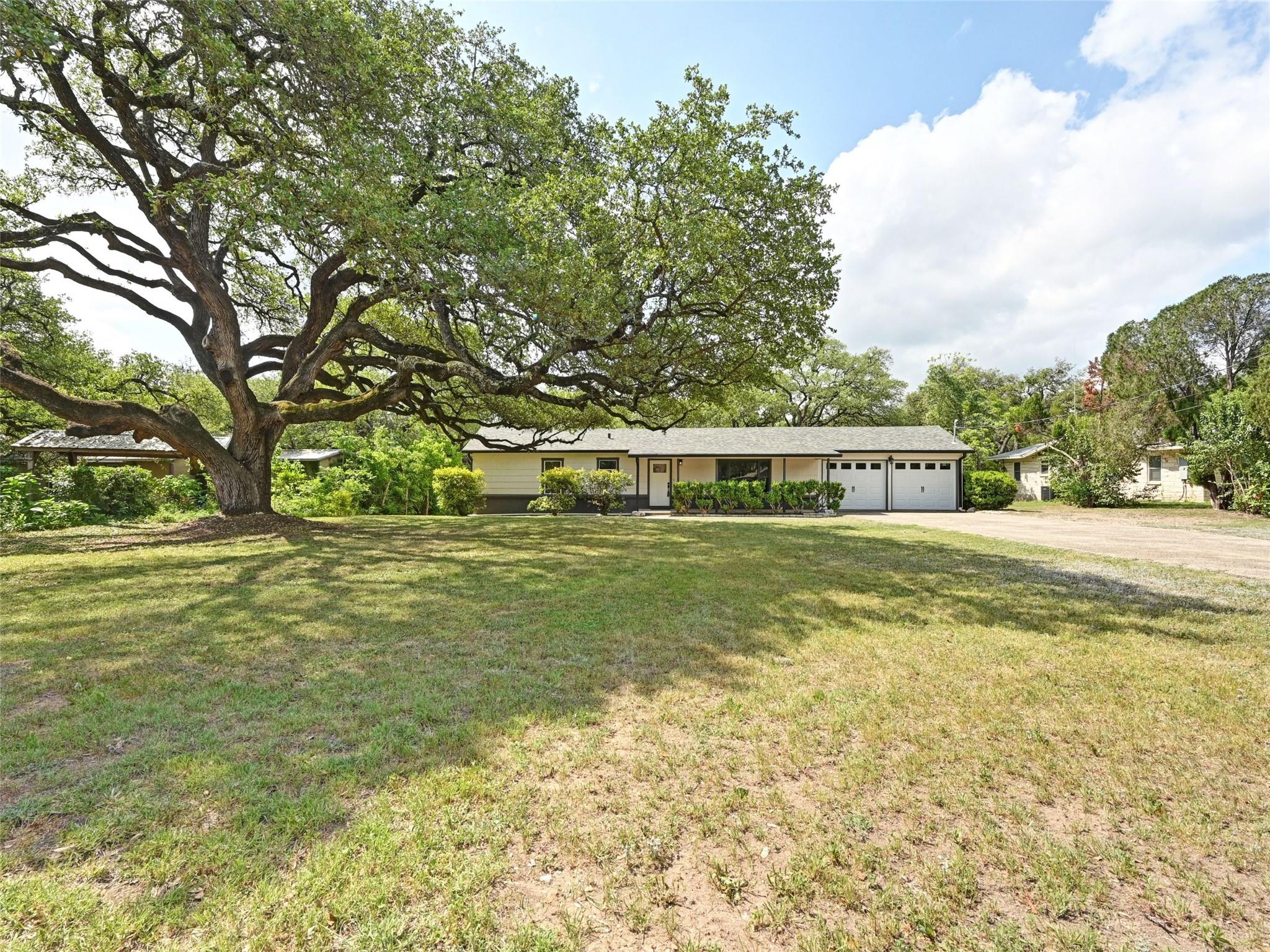 7611 Oak Hedge Pl, Austin, TX 78745