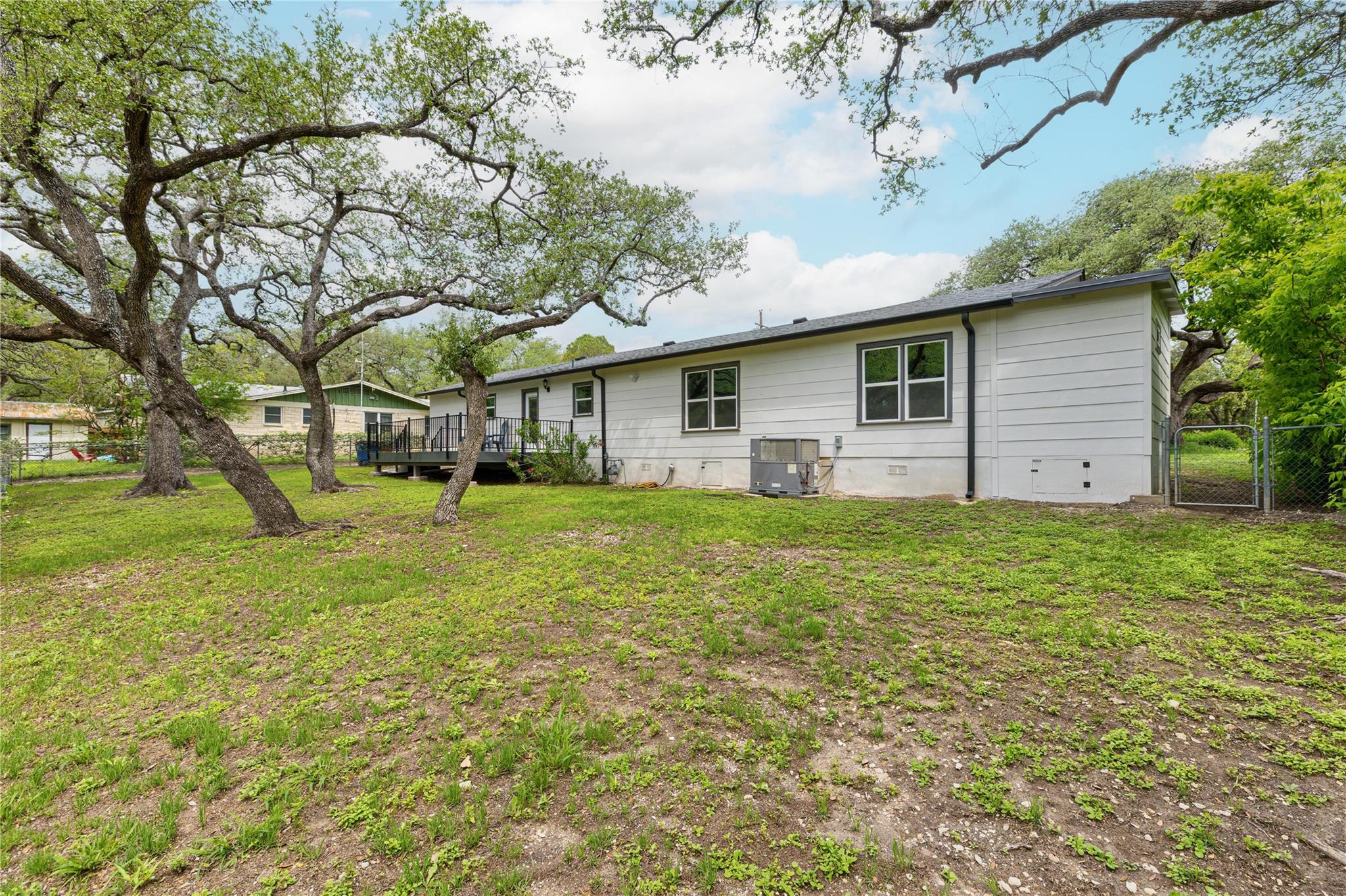 7611 Oak Hedge Pl, Austin, TX 78745