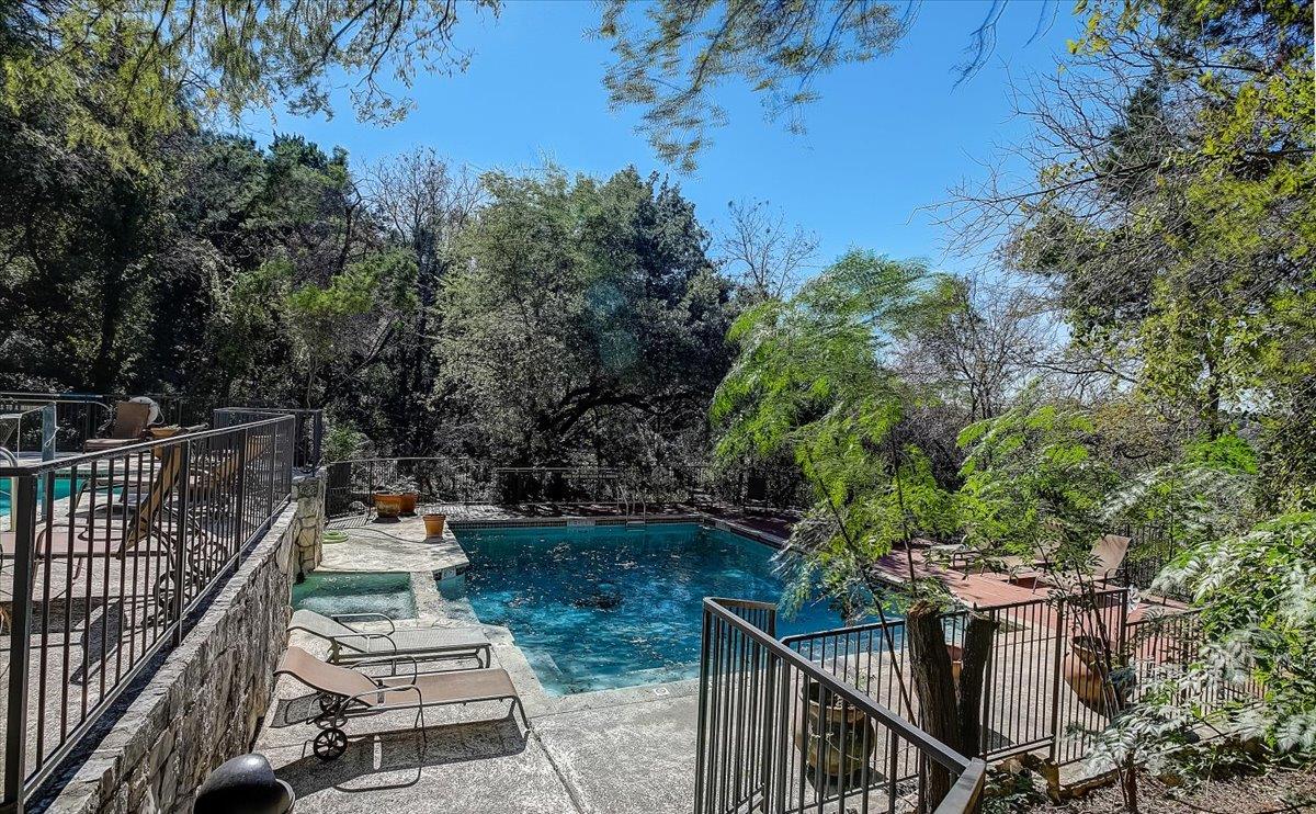 4711 Spicewood Springs Rd # 2-112, Austin, TX 78759