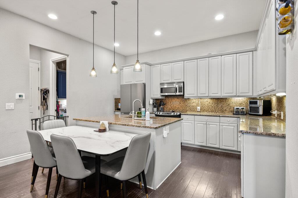 22226 Rivolta Ln, San Antonio, TX 78257