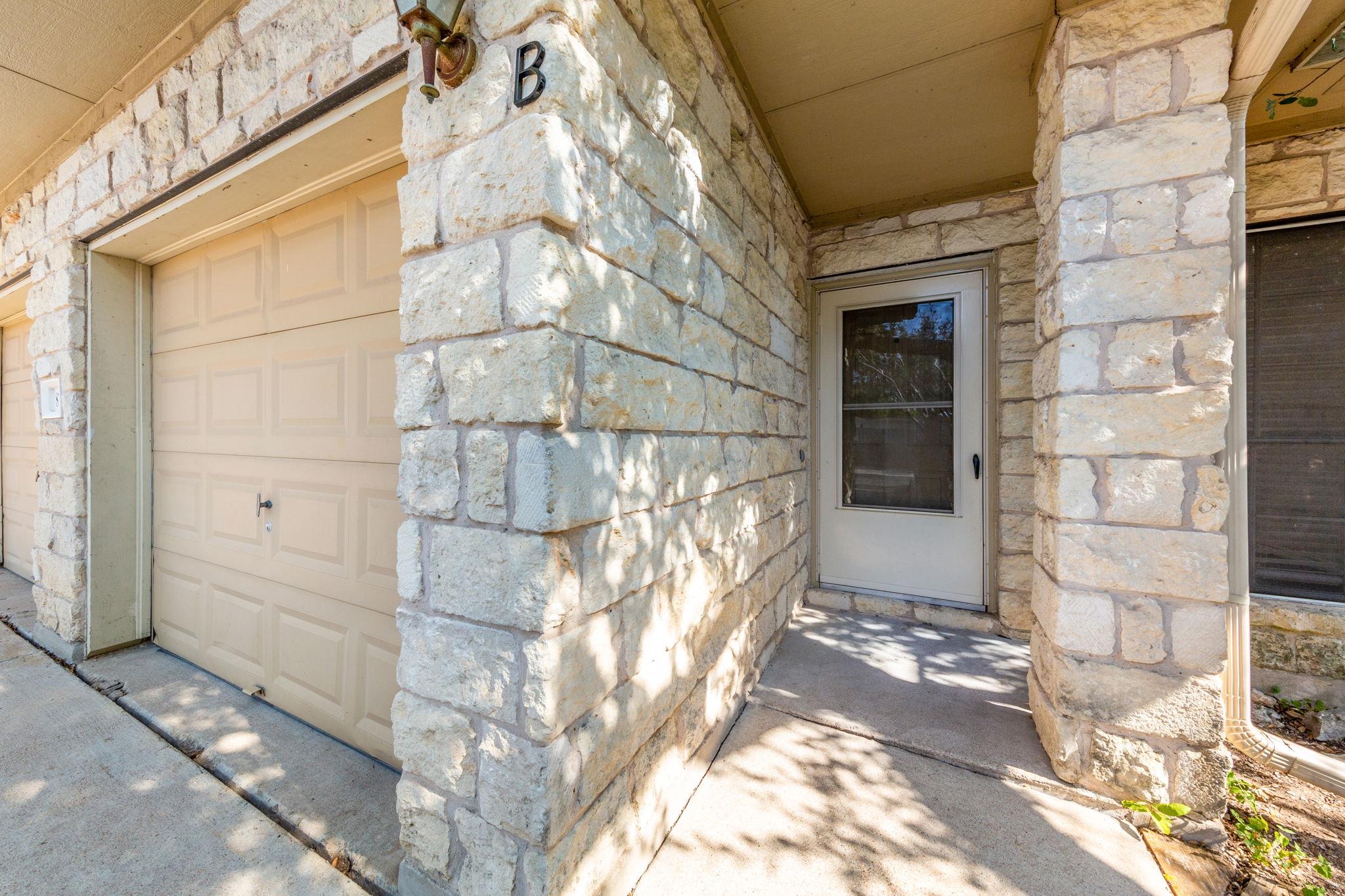 8708 Weiser Dr # B, Austin, TX 78729