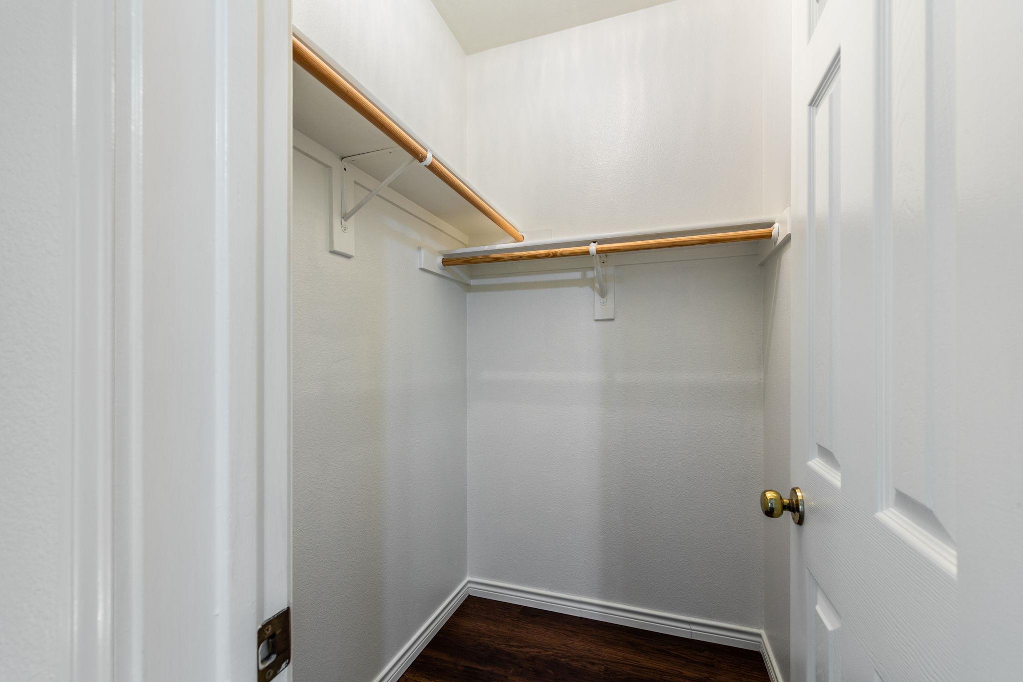 8708 Weiser Dr # B, Austin, TX 78729