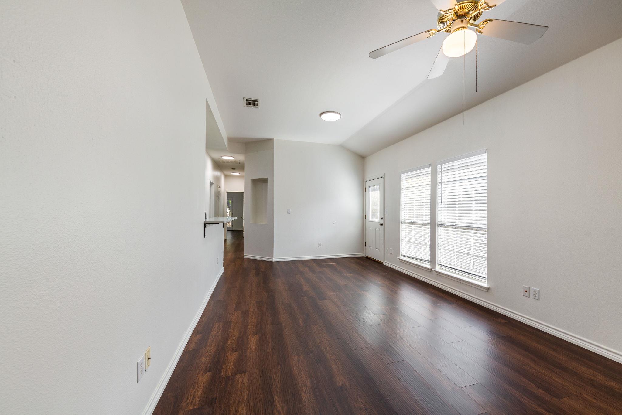 8708 Weiser Dr # B, Austin, TX 78729