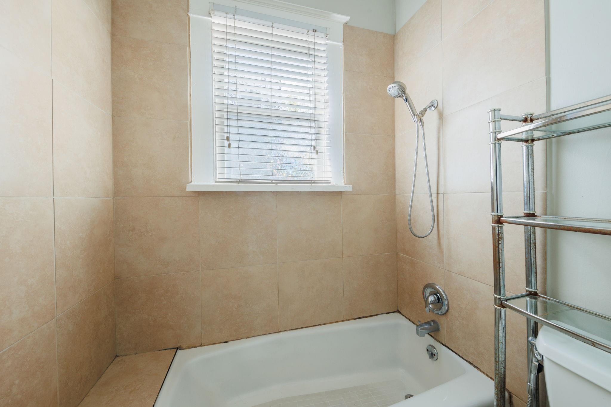 1805 Nueces St, Austin, TX 78701