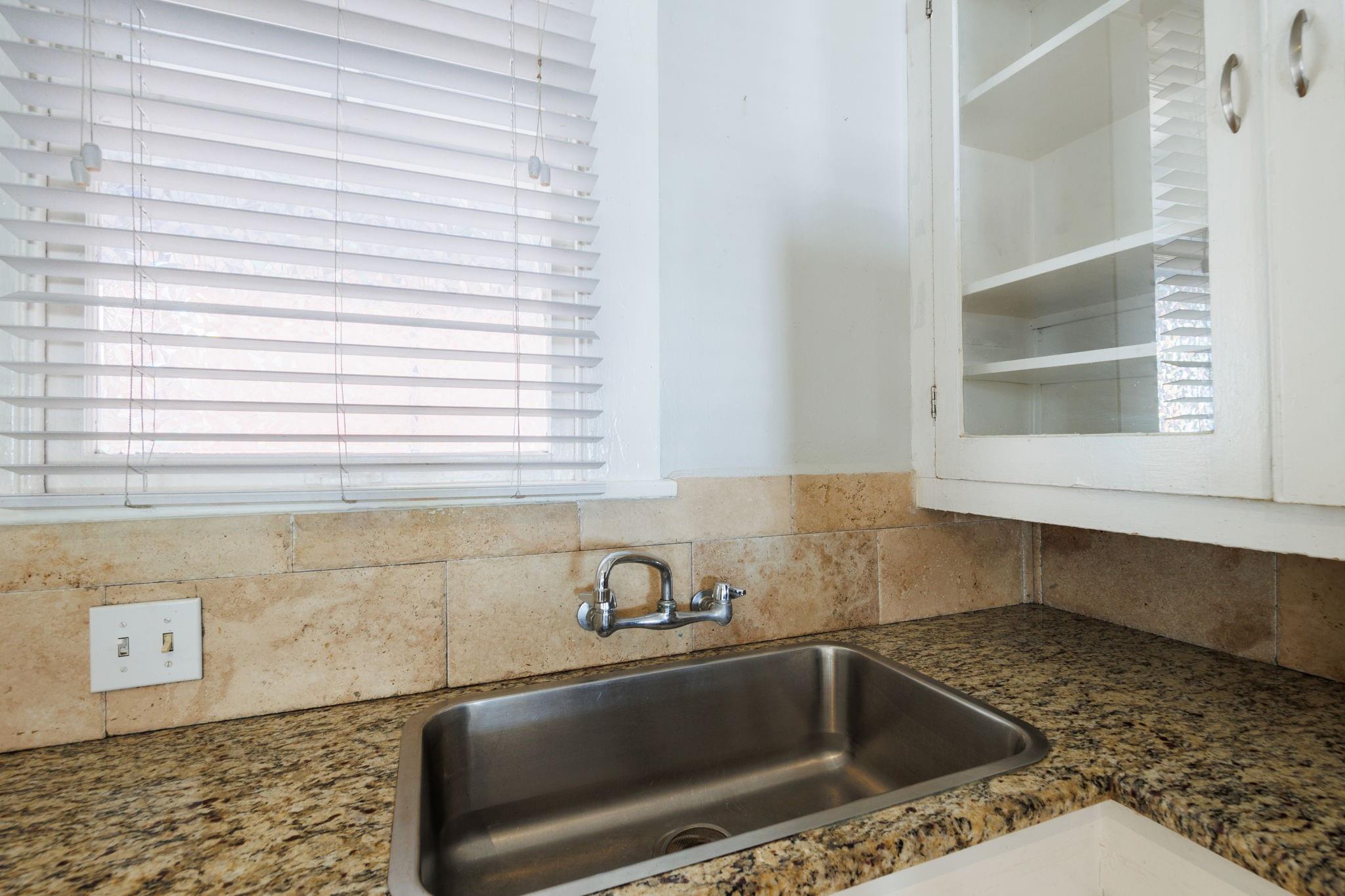 1805 Nueces St, Austin, TX 78701