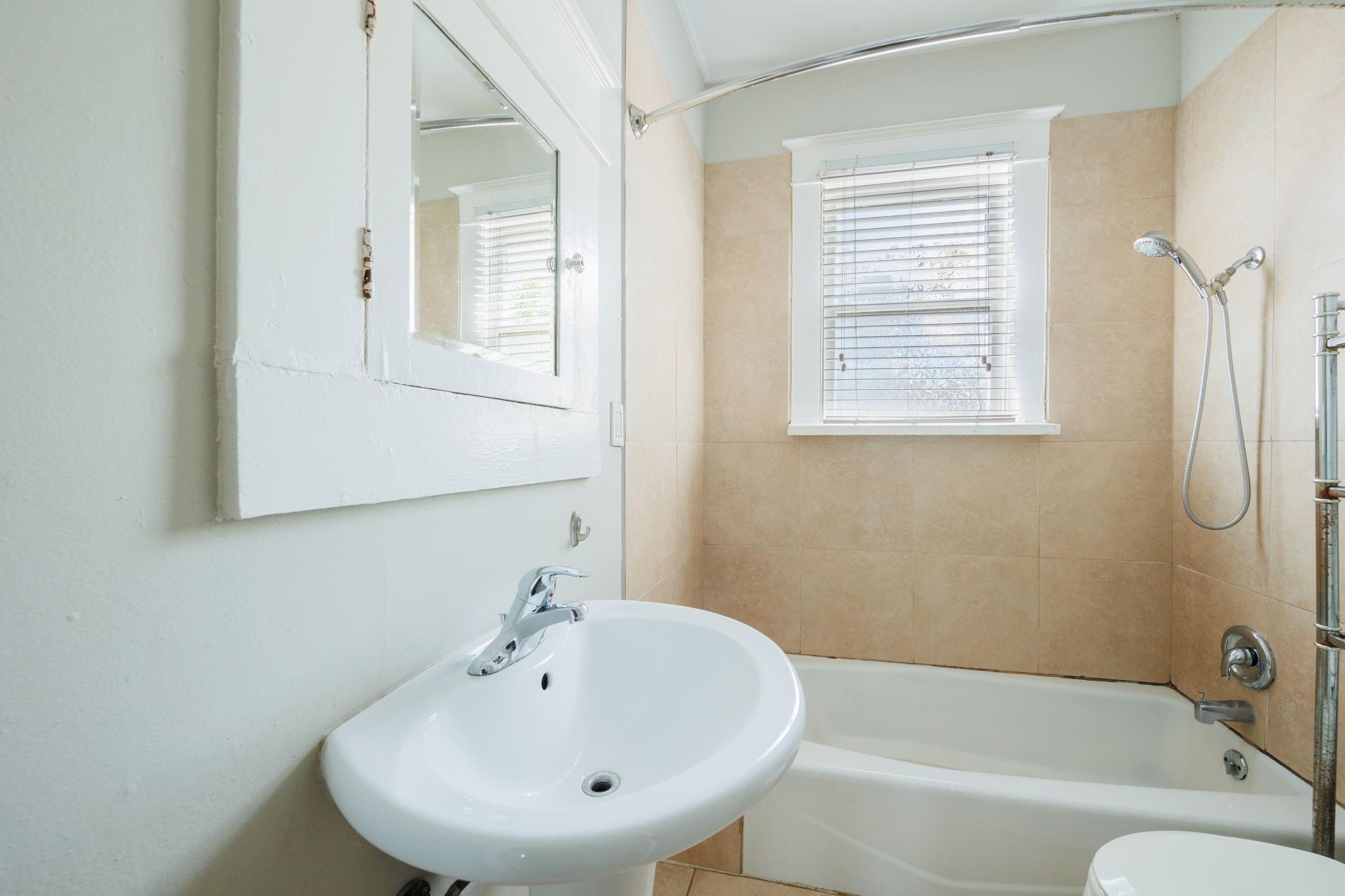 1805 Nueces St, Austin, TX 78701