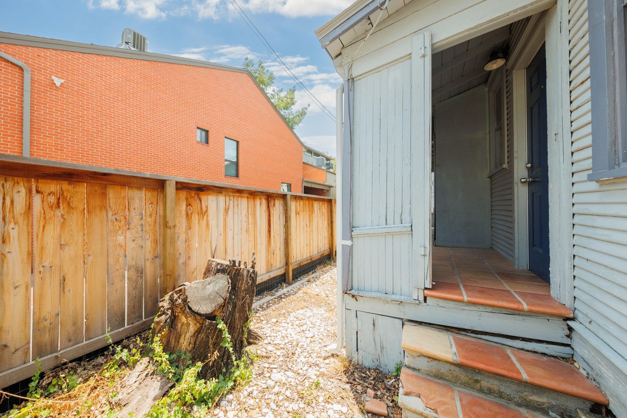 1805 Nueces St, Austin, TX 78701