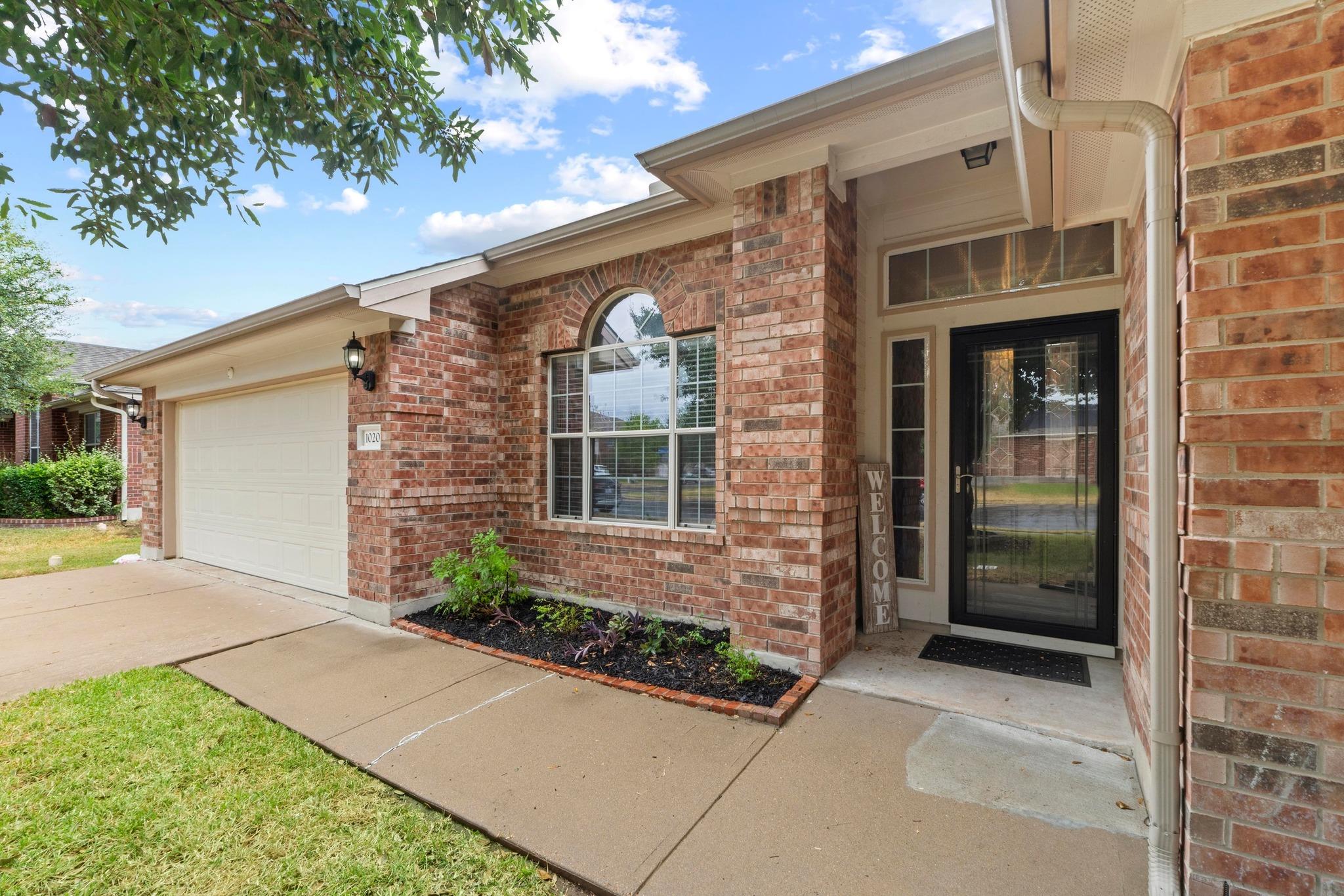 1020 Portchester Castle Path, Pflugerville, TX 78660