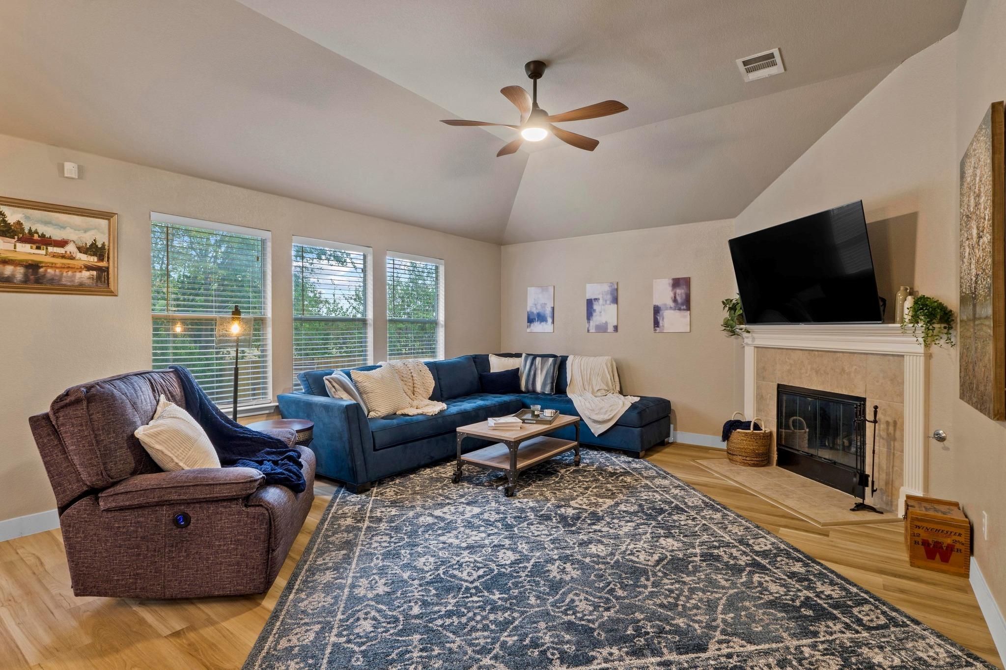 1020 Portchester Castle Path, Pflugerville, TX 78660