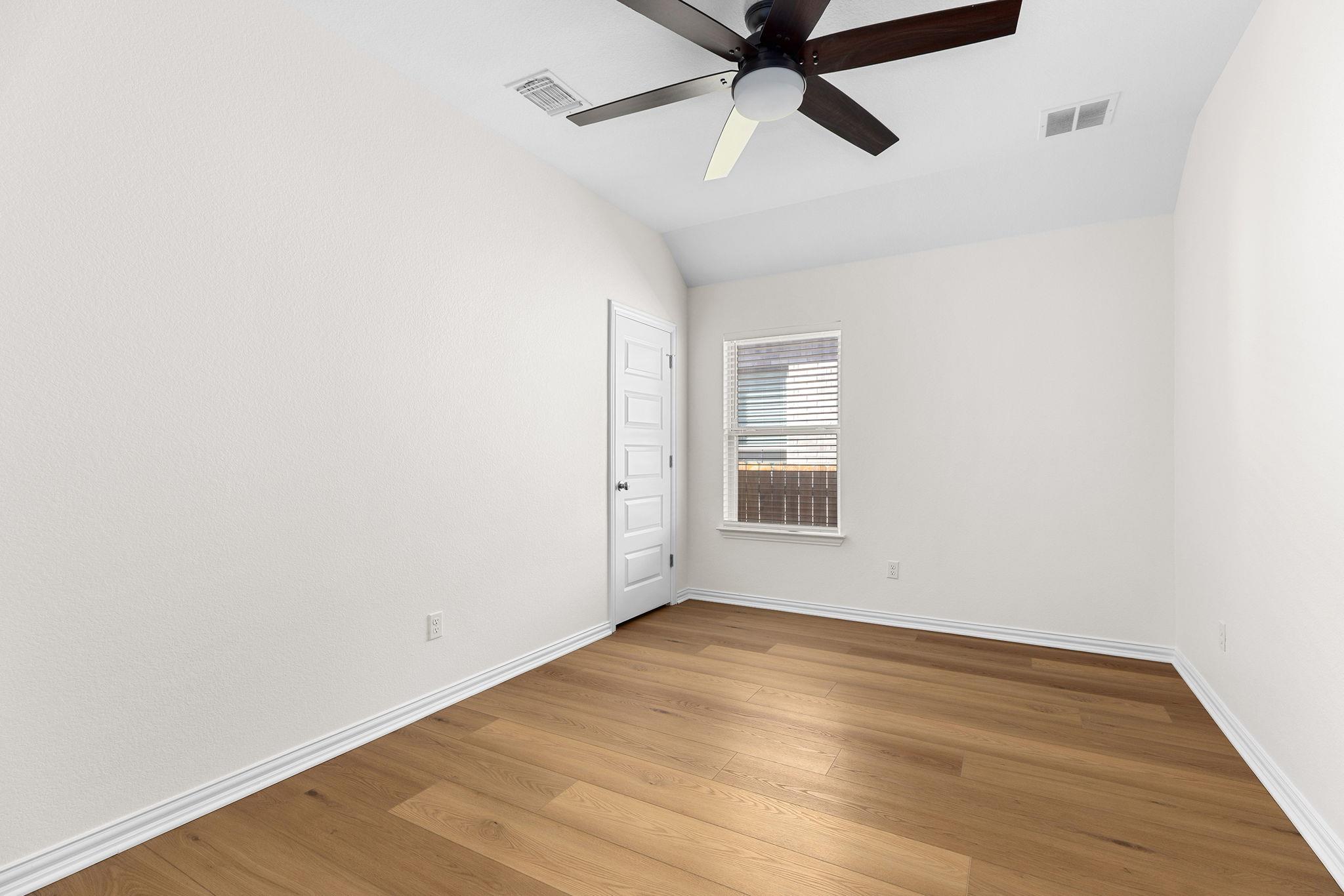 205 Tangled Brush Dr, Manchaca, TX 78652