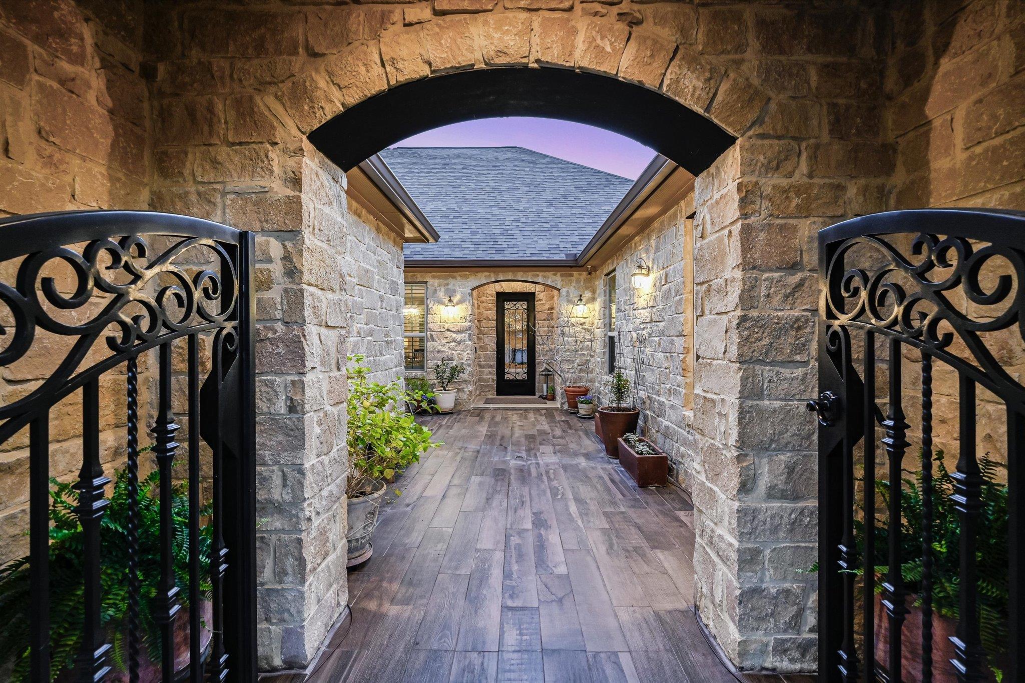 4300 Apache Cv, Cedar Park, TX 78613