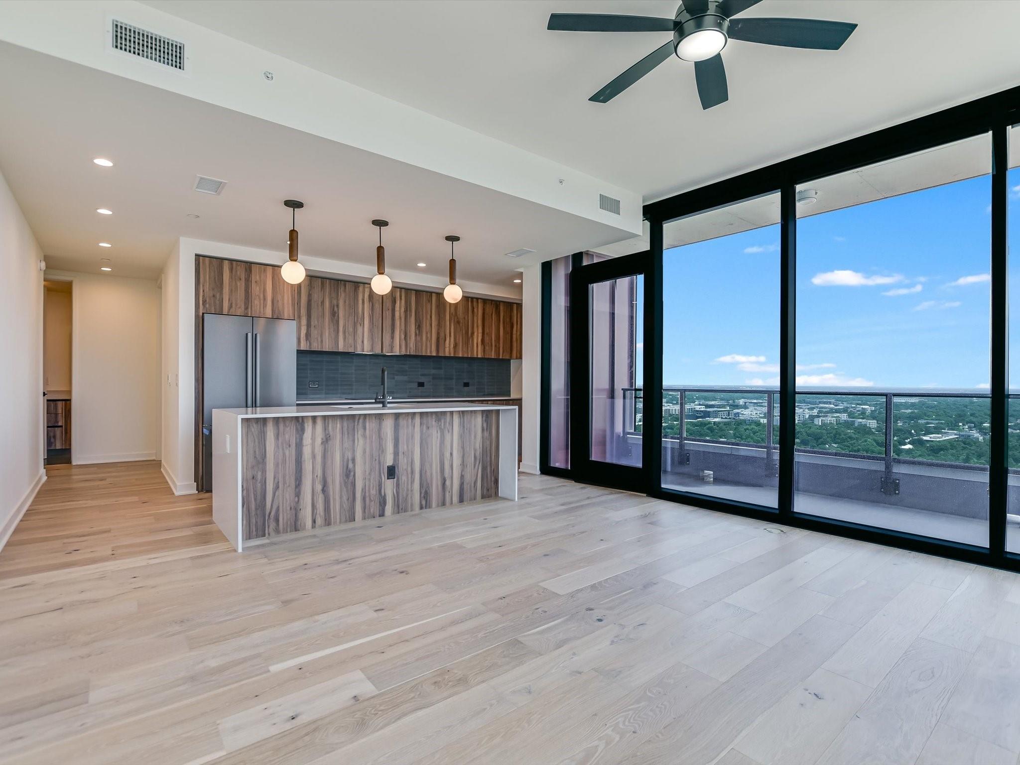 84 East Ave # 2506, Austin, TX 78701