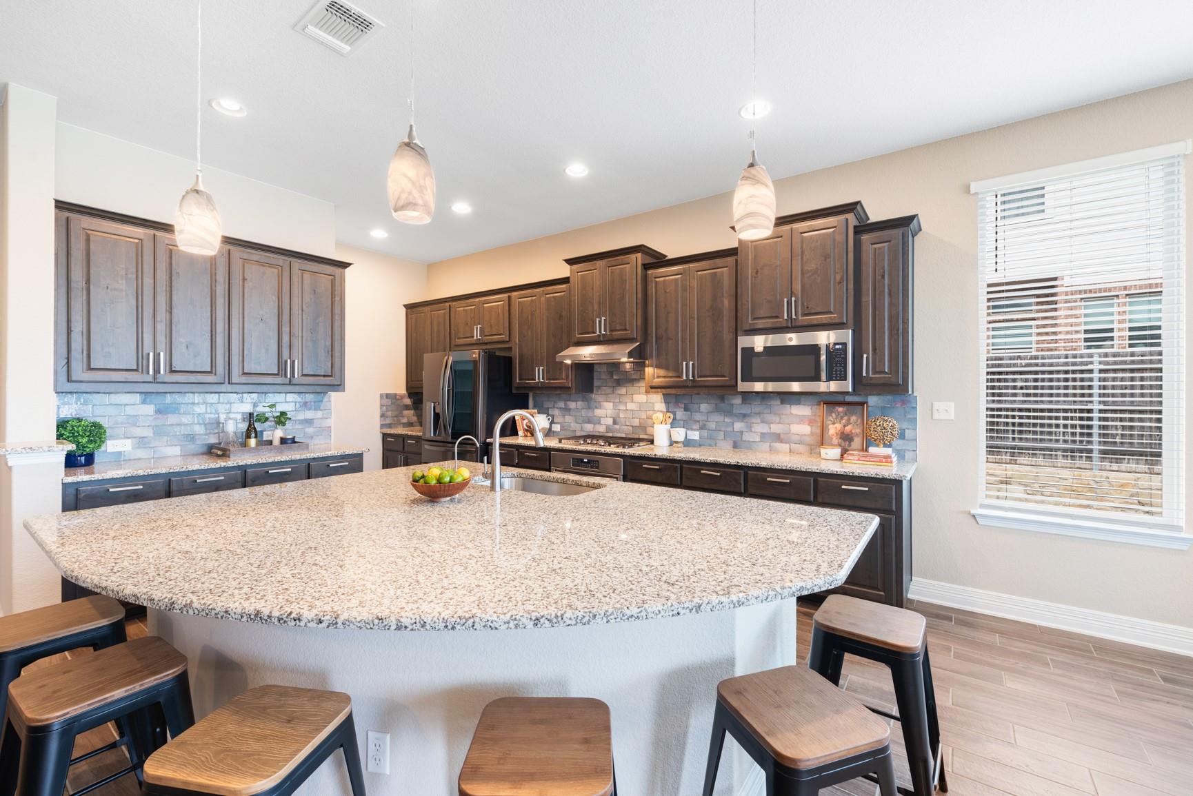 521 Betony Loop, Buda, TX 78610