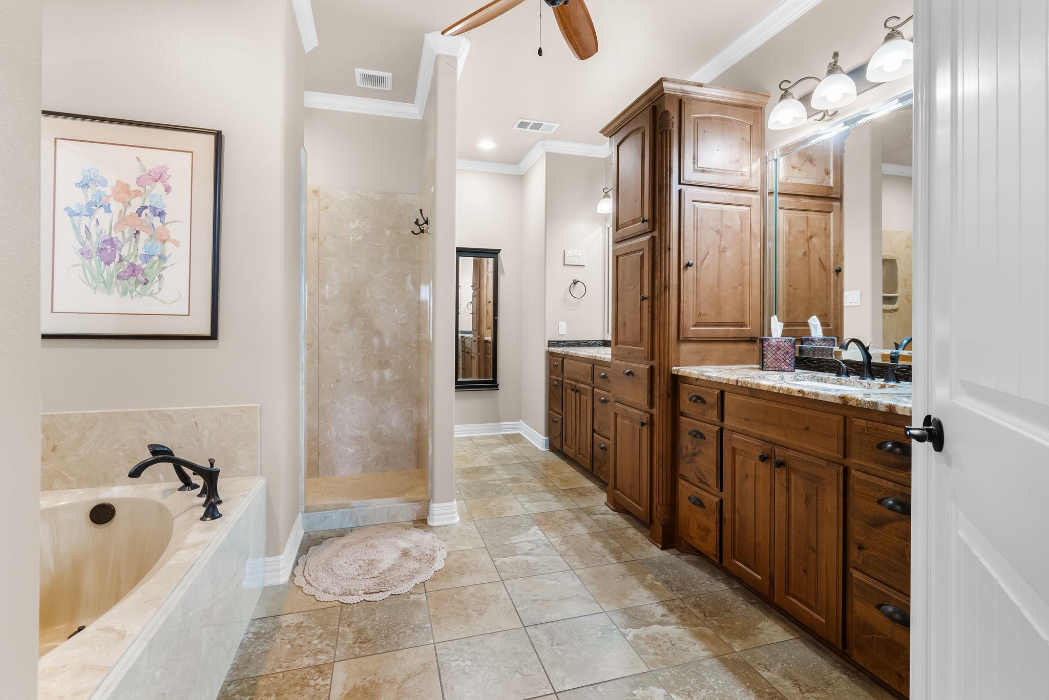 1735 Alta Vista Loop, Temple, TX 76502