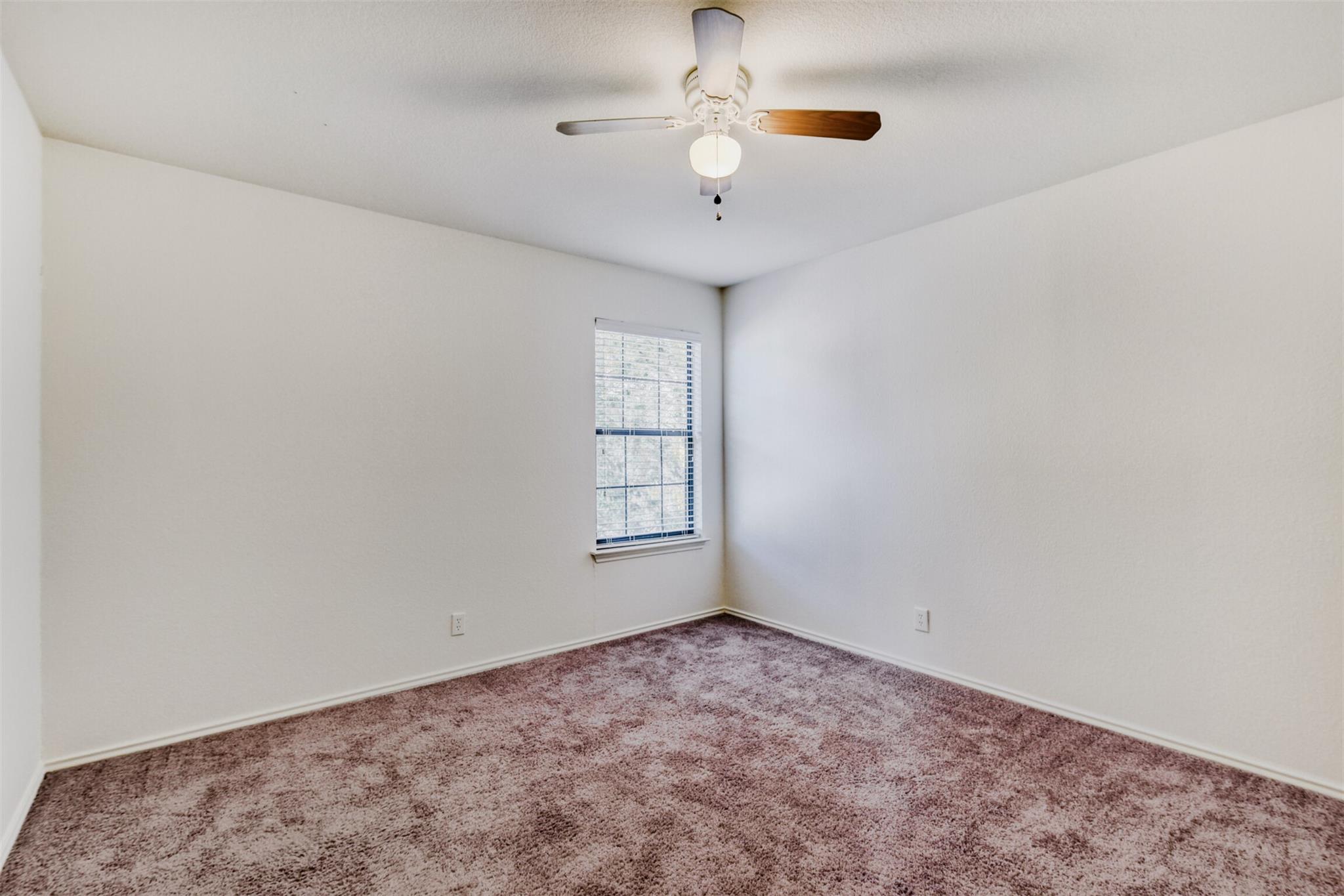 721 New Bridge Dr, Kyle, TX 78640