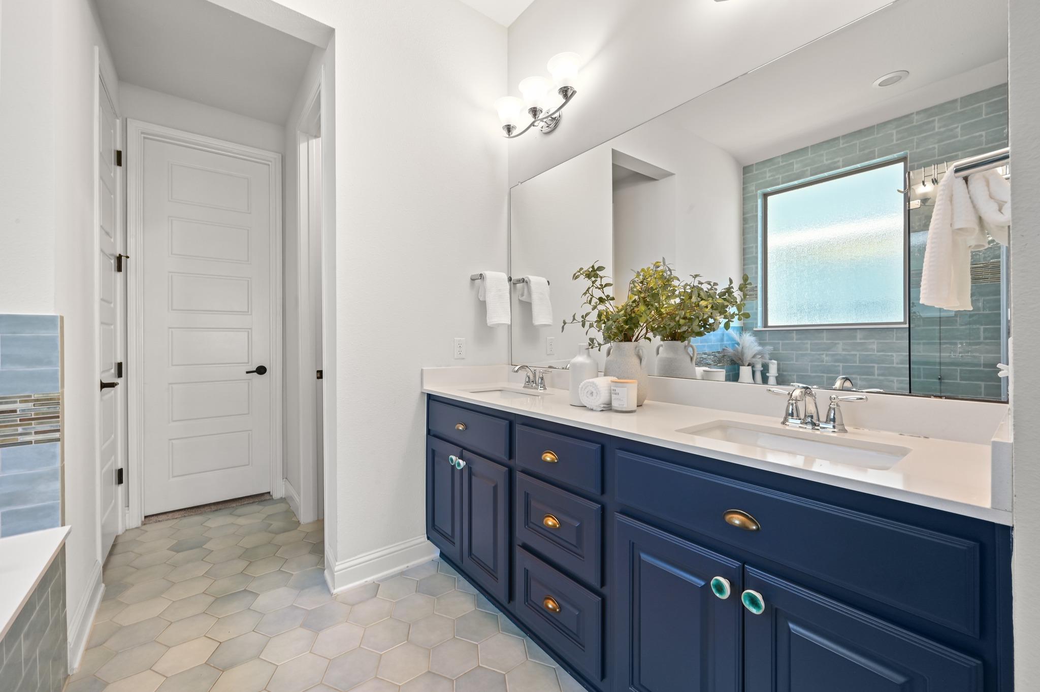 6728 Vicenza Dr, Austin, TX 78739