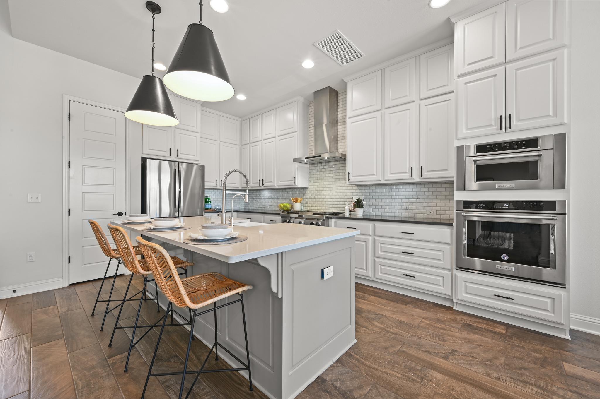 6728 Vicenza Dr, Austin, TX 78739