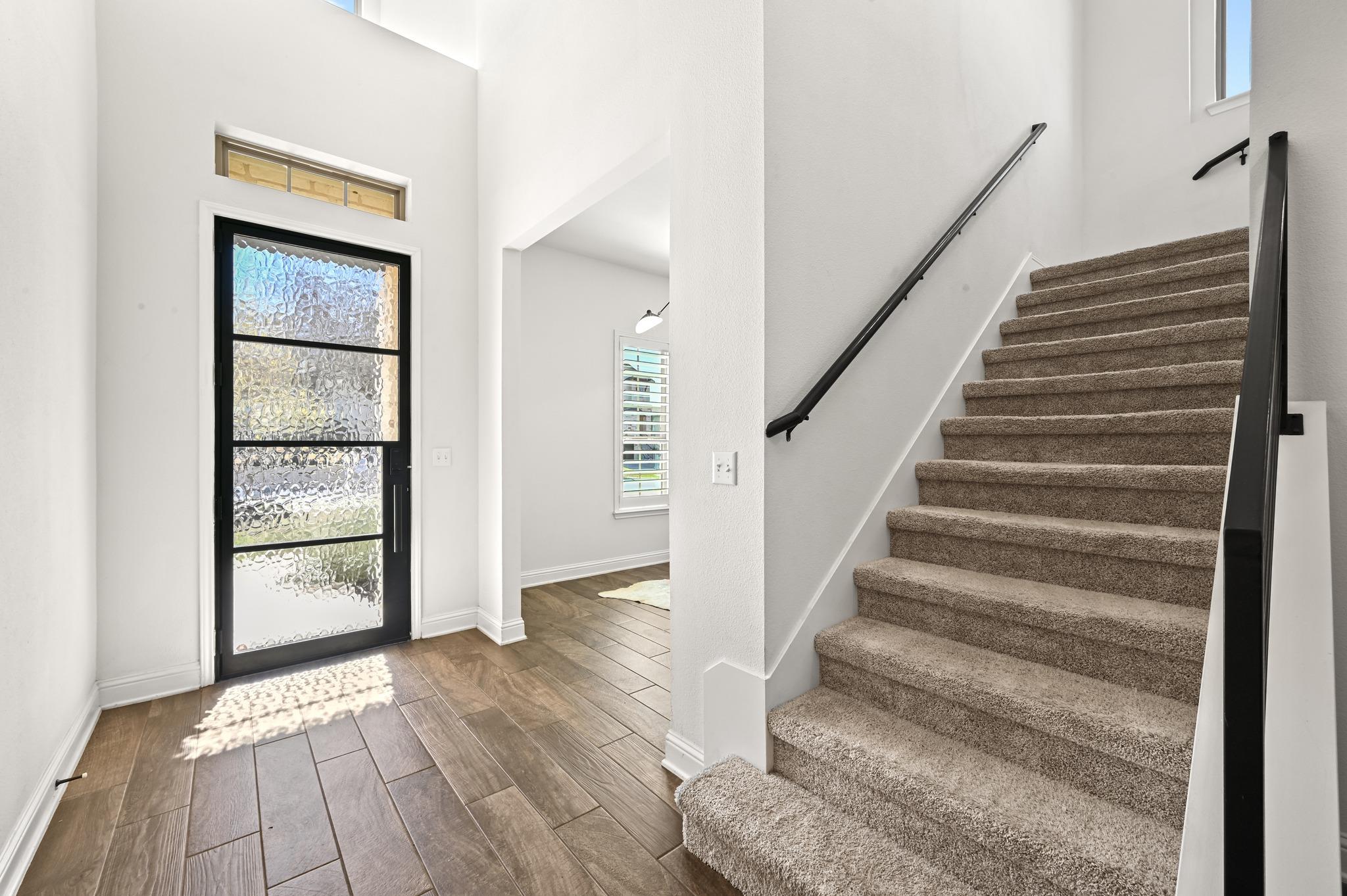 6728 Vicenza Dr, Austin, TX 78739