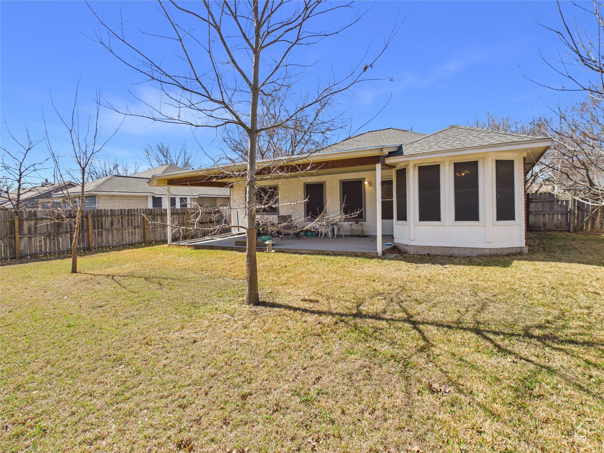 600 Clearcreek Dr, Leander, TX 78641