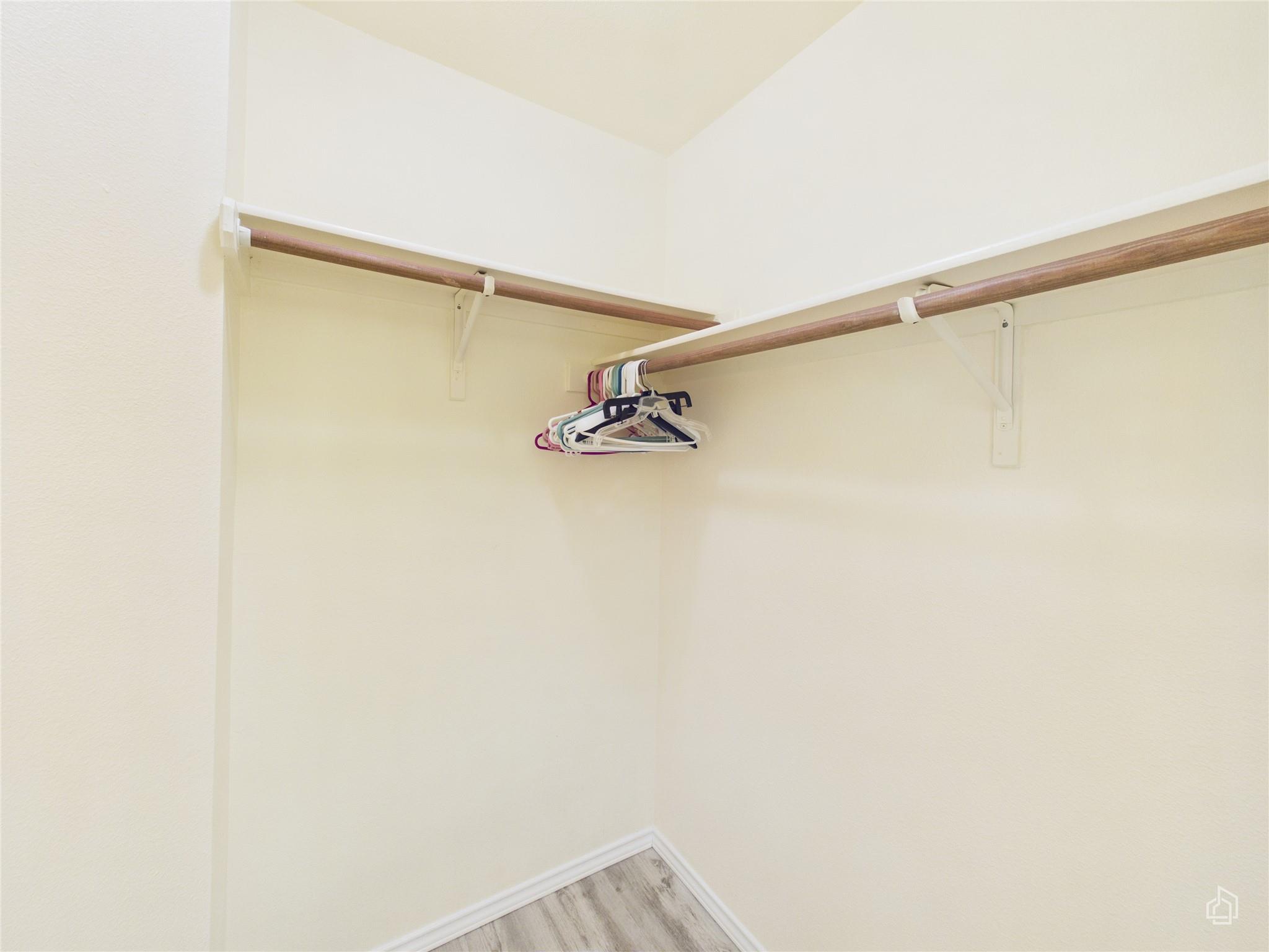 600 Clearcreek Dr, Leander, TX 78641