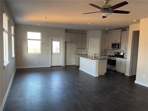 804 Bridle Creek Dr, Georgetown, TX 78626