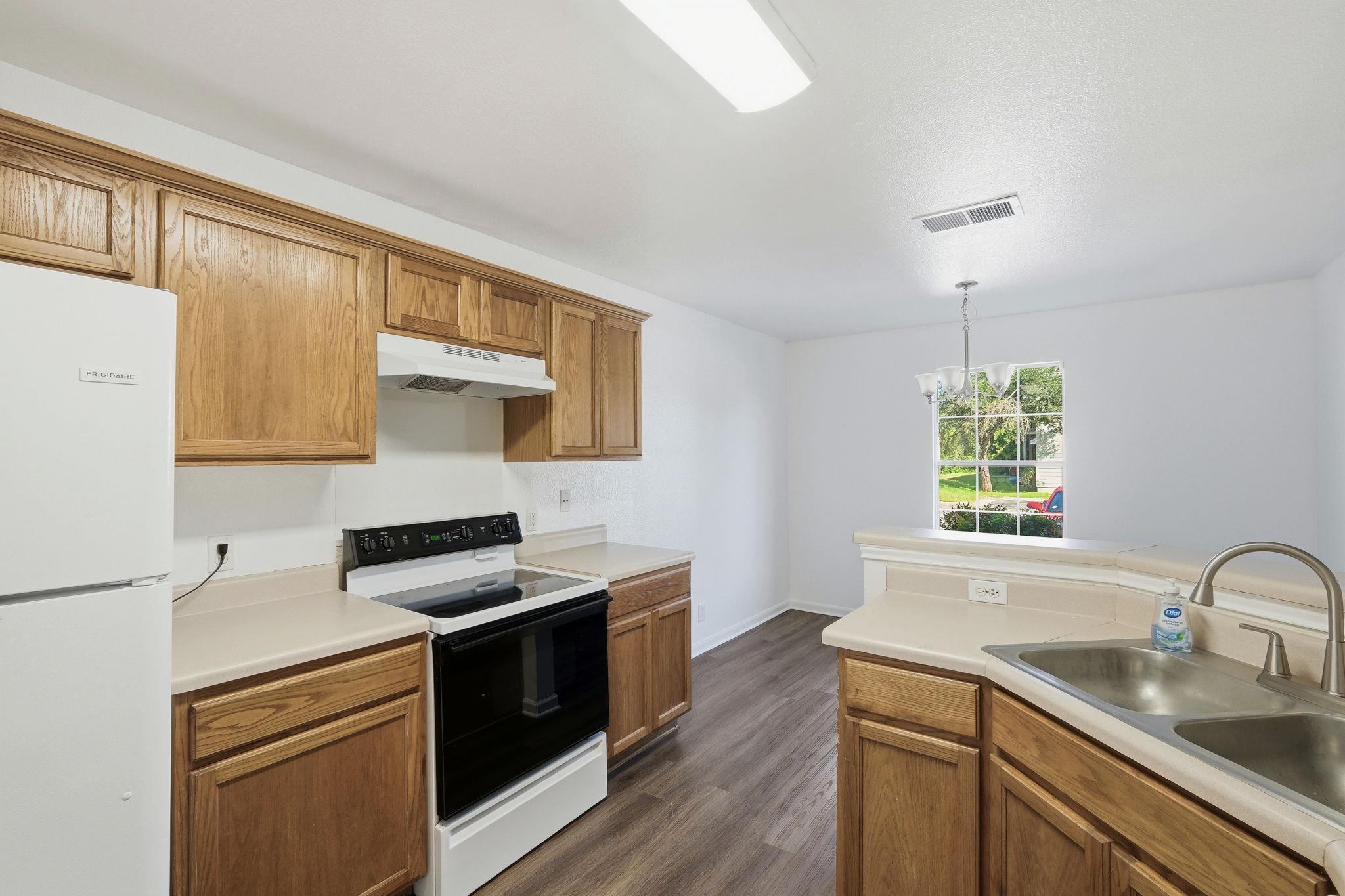 3201 D El Salido Pkwy # 512, Cedar Park, TX 78613