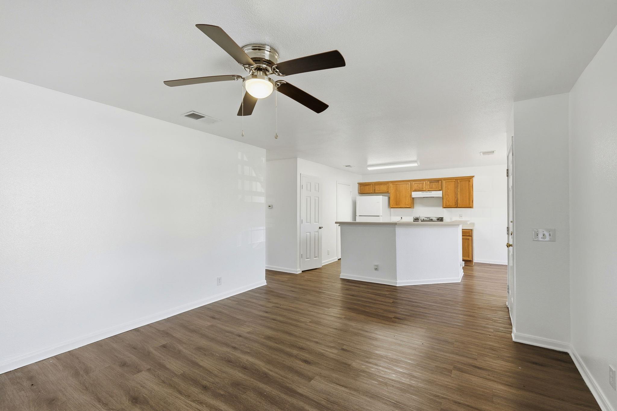 3201 D El Salido Pkwy # 512, Cedar Park, TX 78613
