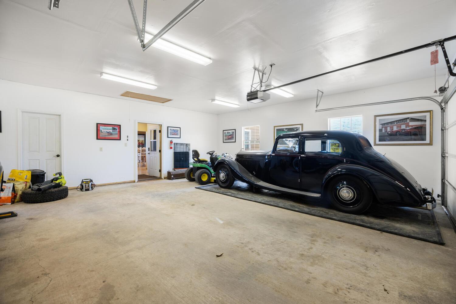 192 Indian Oaks Pass, Blanco, TX 78606