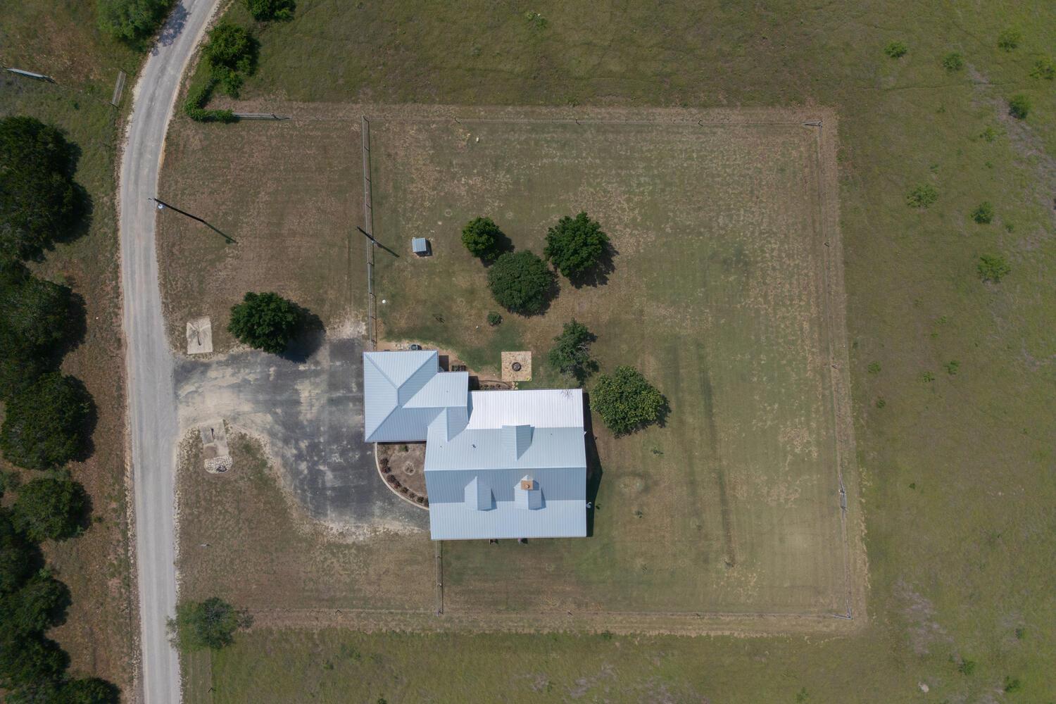 192 Indian Oaks Pass, Blanco, TX 78606