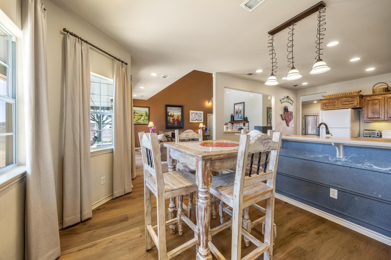 192 Indian Oaks Pass, Blanco, TX 78606