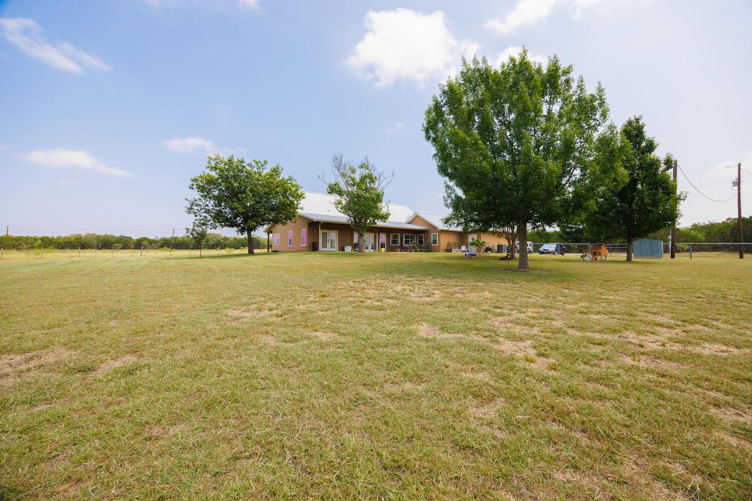 192 Indian Oaks Pass, Blanco, TX 78606